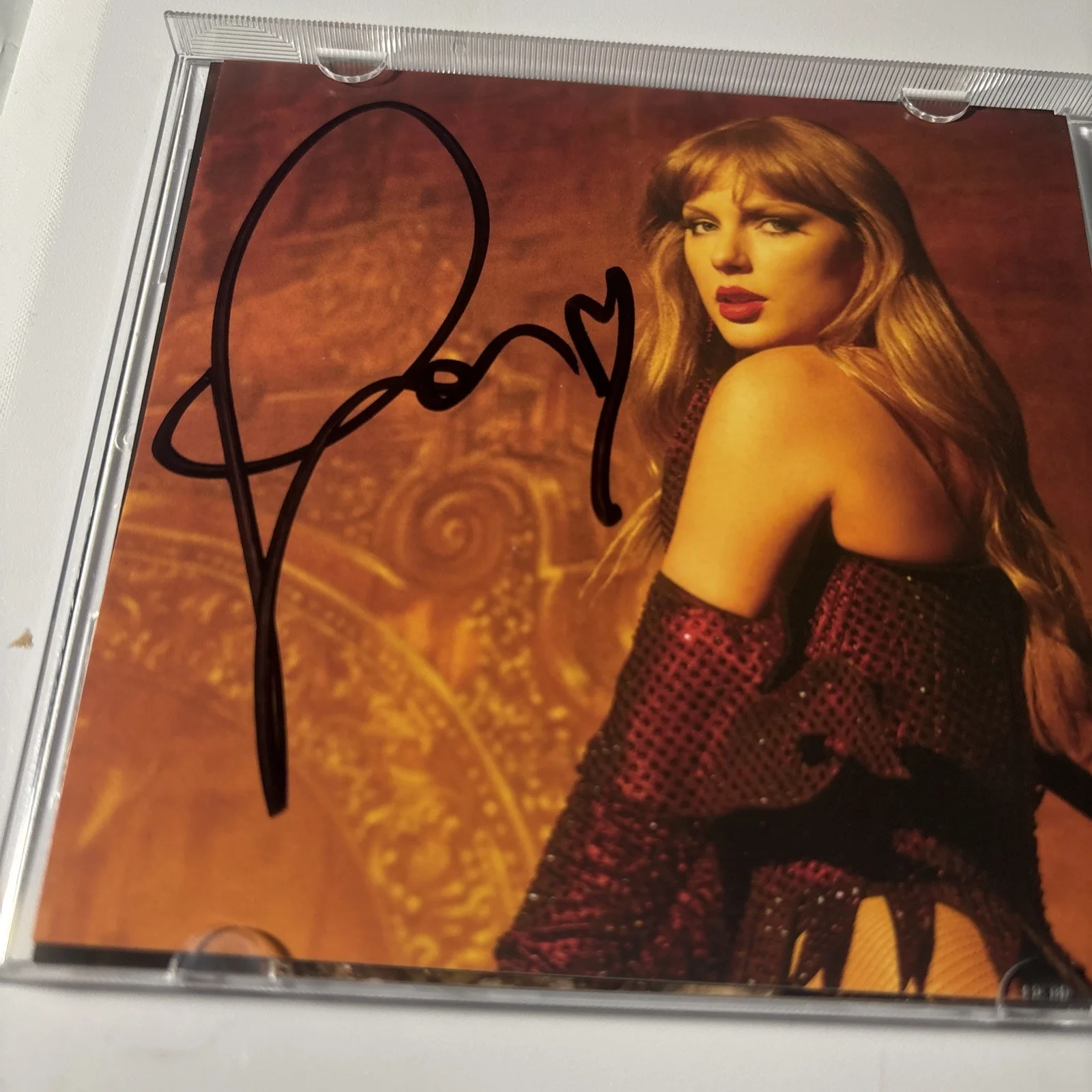 Taylor Swift The Life of a Showgirl Signed CD 3 SHORT LONG SIGNATURE long Heart, изображение 4