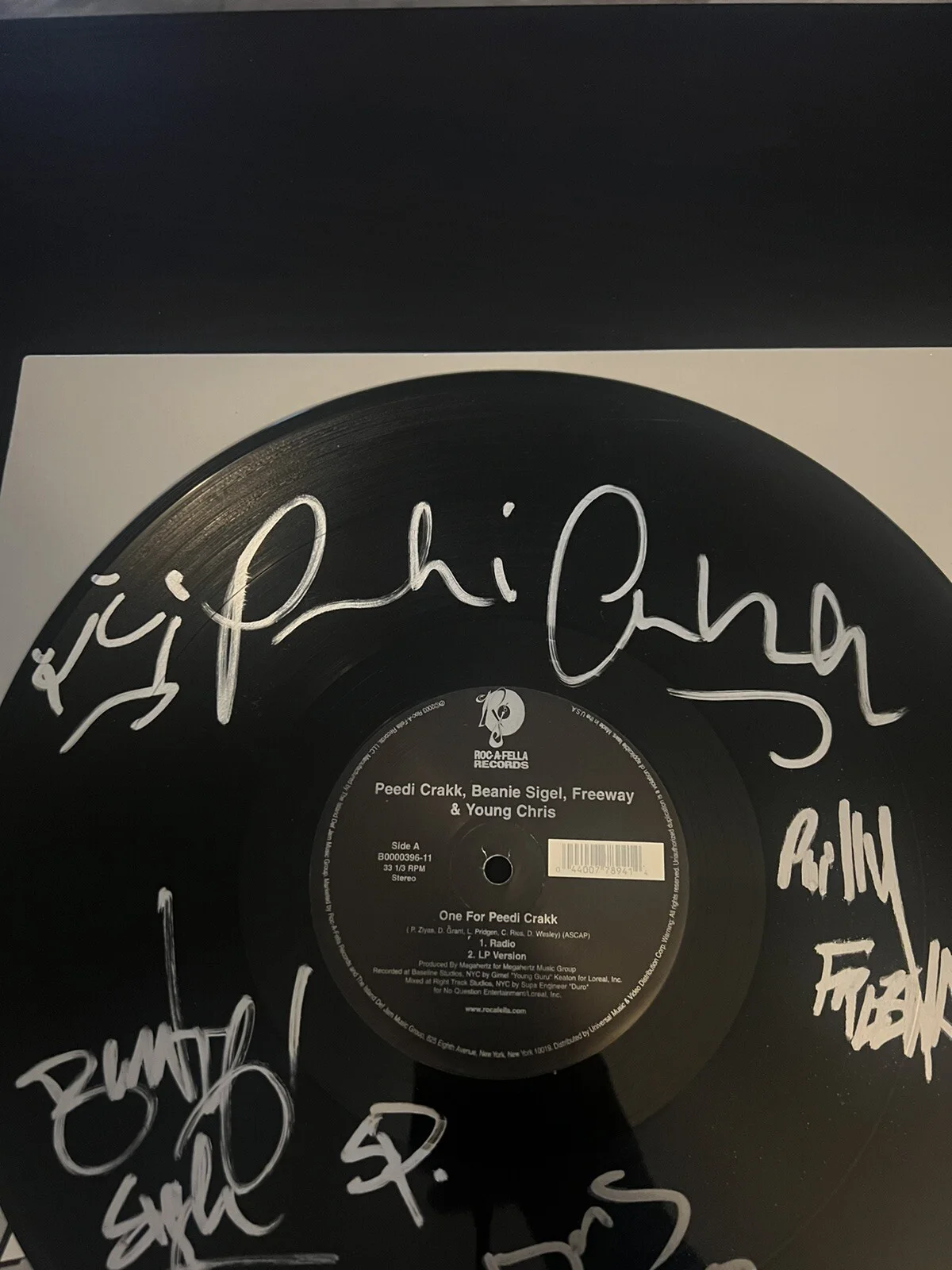 One For Peedi Crack Signed Vinyl Freeway Beanie Sigel Young Chris Roc A Fella, изображение 3