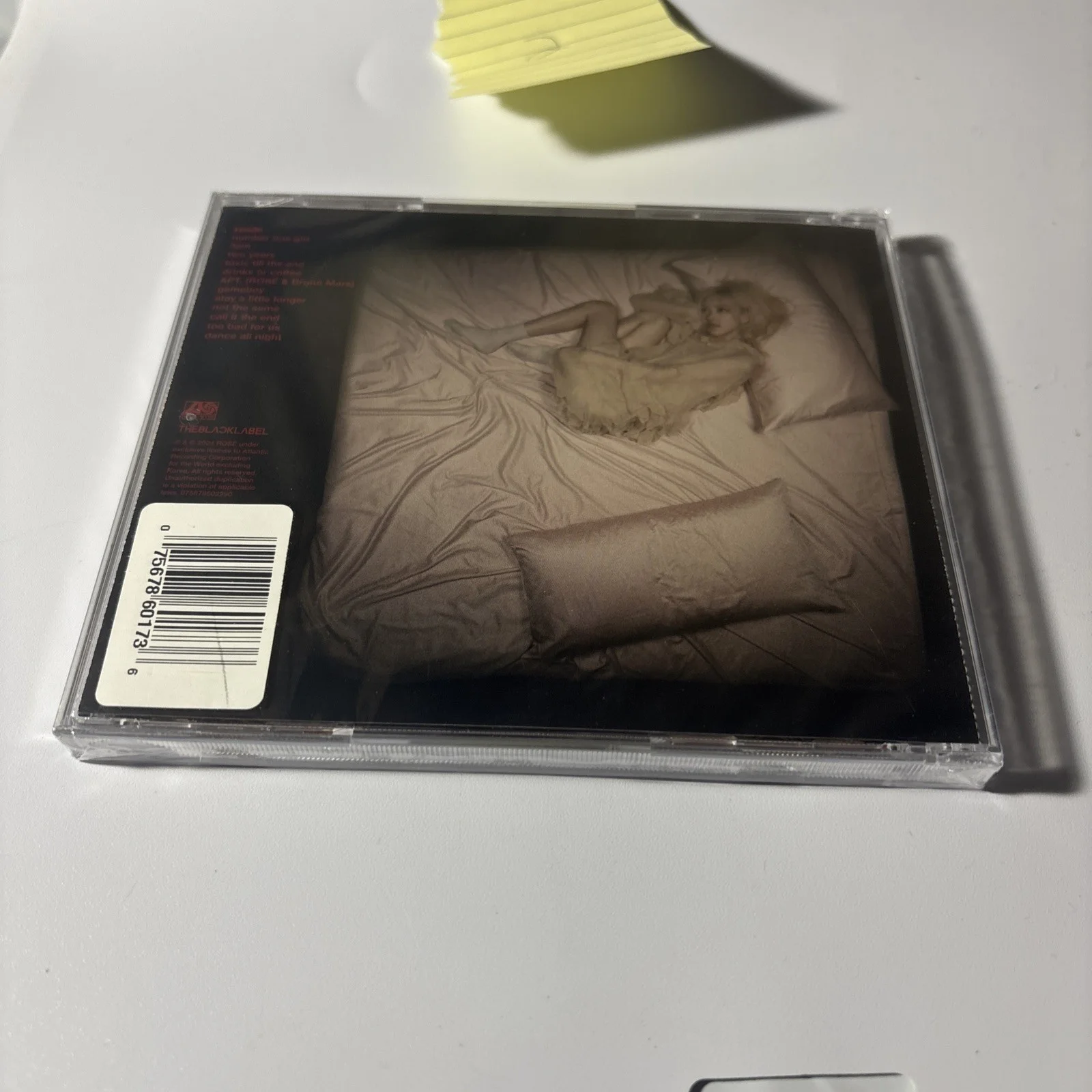 BLACKPINK Rose Rosie Jewel Case Signed Version CD with Lyric Book Case Cracked, image 5