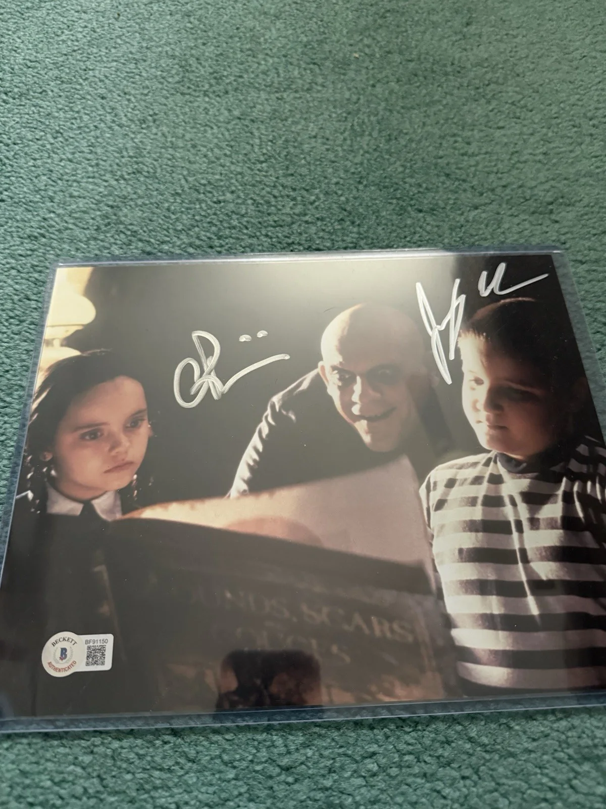Christina Ricci, Brad Loree, Sean S Cunningham, Richard Brake — HORROR Signature Bundle Lot of 7 - Christina Ricci Richard Brake Eugene Clark, изображение 2