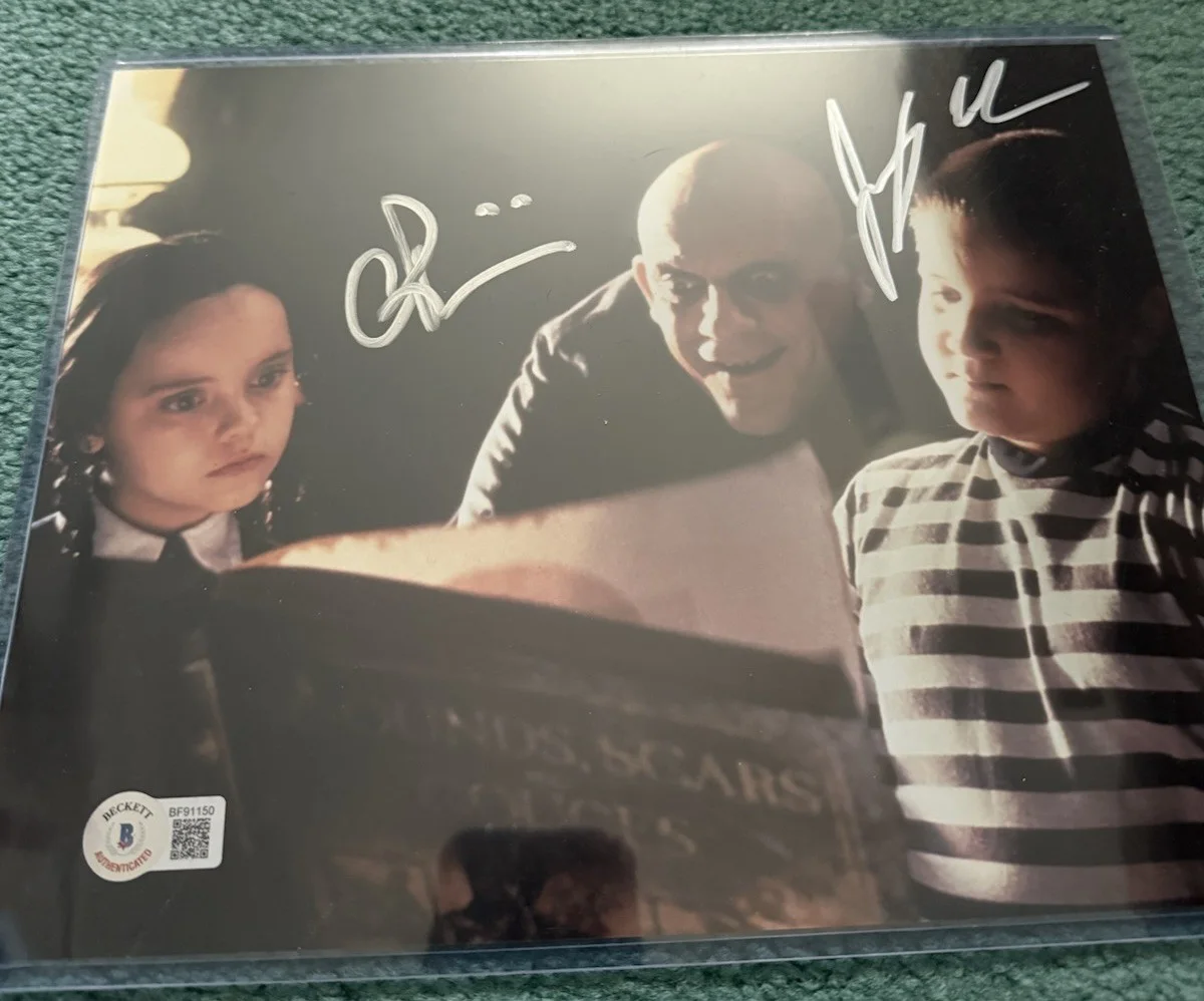 Christina Ricci, Brad Loree, Sean S Cunningham, Richard Brake — HORROR Signature Bundle Lot of 7 - Christina Ricci Richard Brake Eugene Clark, изображение 3