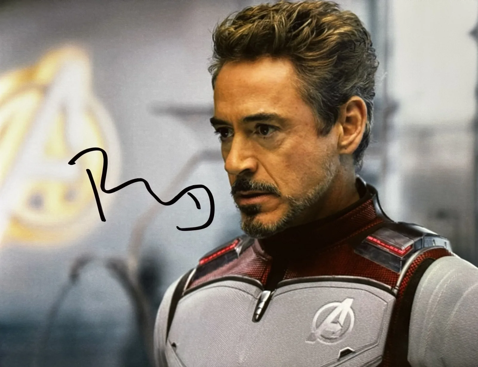 Robert Downey, Jr — Robert Downey Jr, Signed 8x10 Autograph Photo, Ironman, Avengers