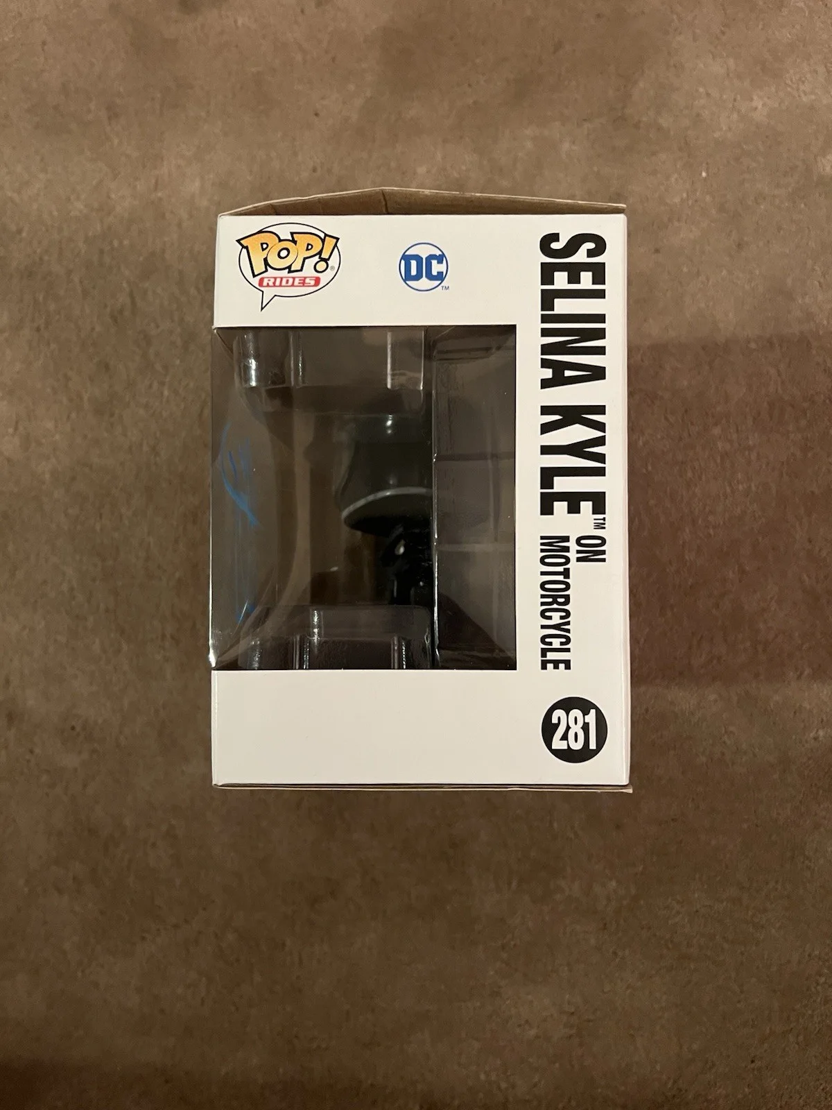 Zoe Kravitz Autographed Funko Pop 2022 Batman Selina Kyle Motorcycle #281 PROOF, изображение 2