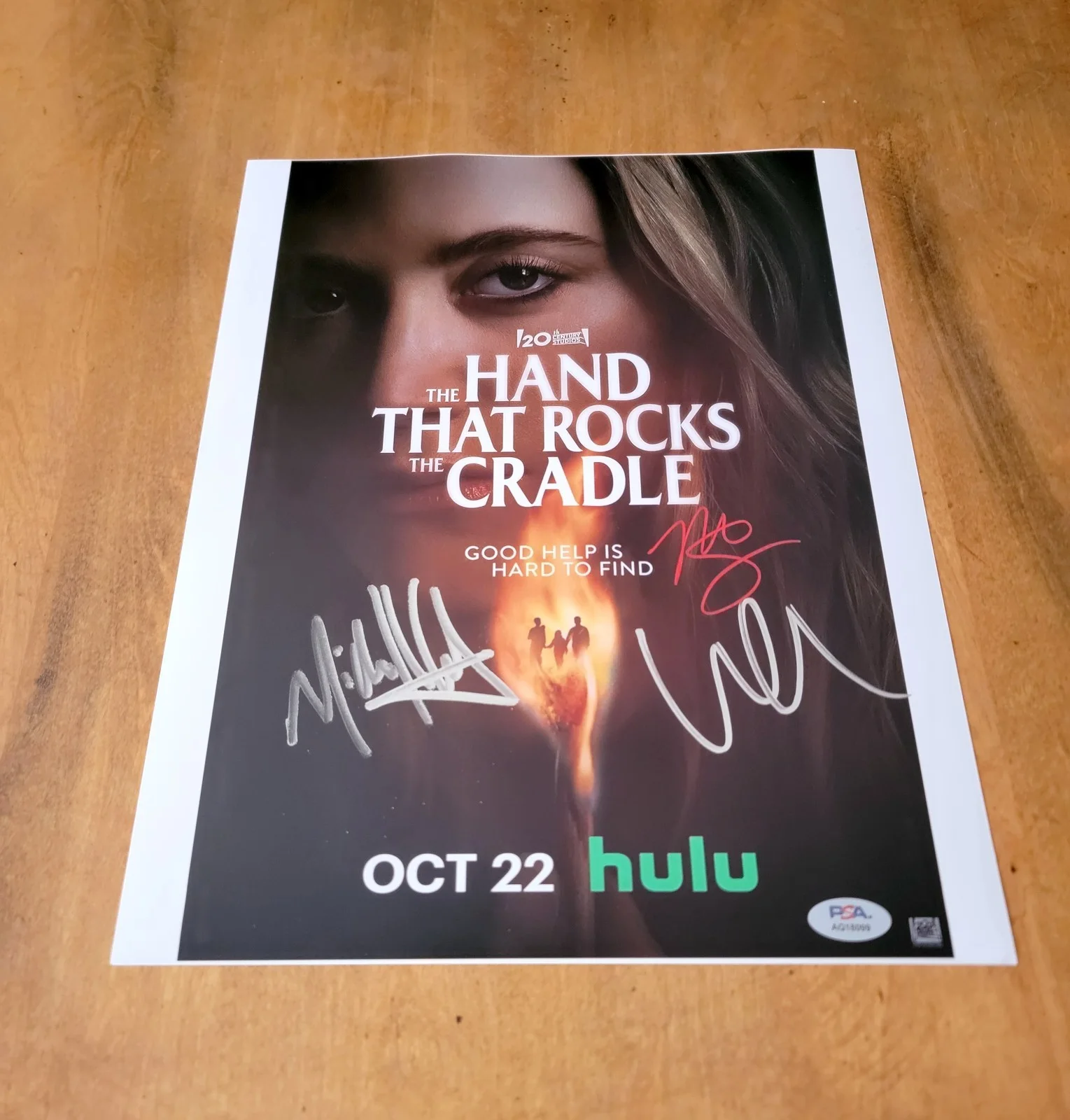 Maika Monroe, Mary Elizabeth Winstead, Michelle Garza Cervera — The Hand That Rocks The Cradle cast 3x signed 11x14 Photo PSA Maika Monroe Mary