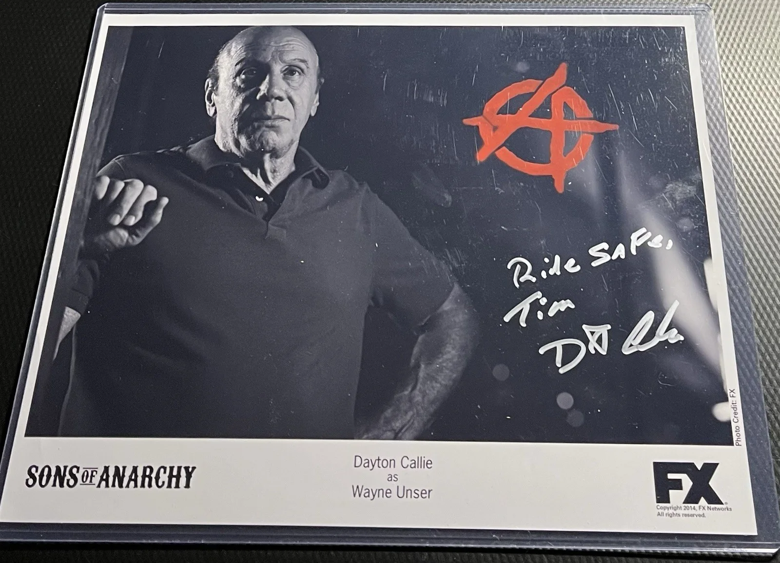 Dayton Callie — Sons of Anarchy Dayton Callie aka Wayne Signed 8x10 Photograph w/ COA Top Loader, изображение 2