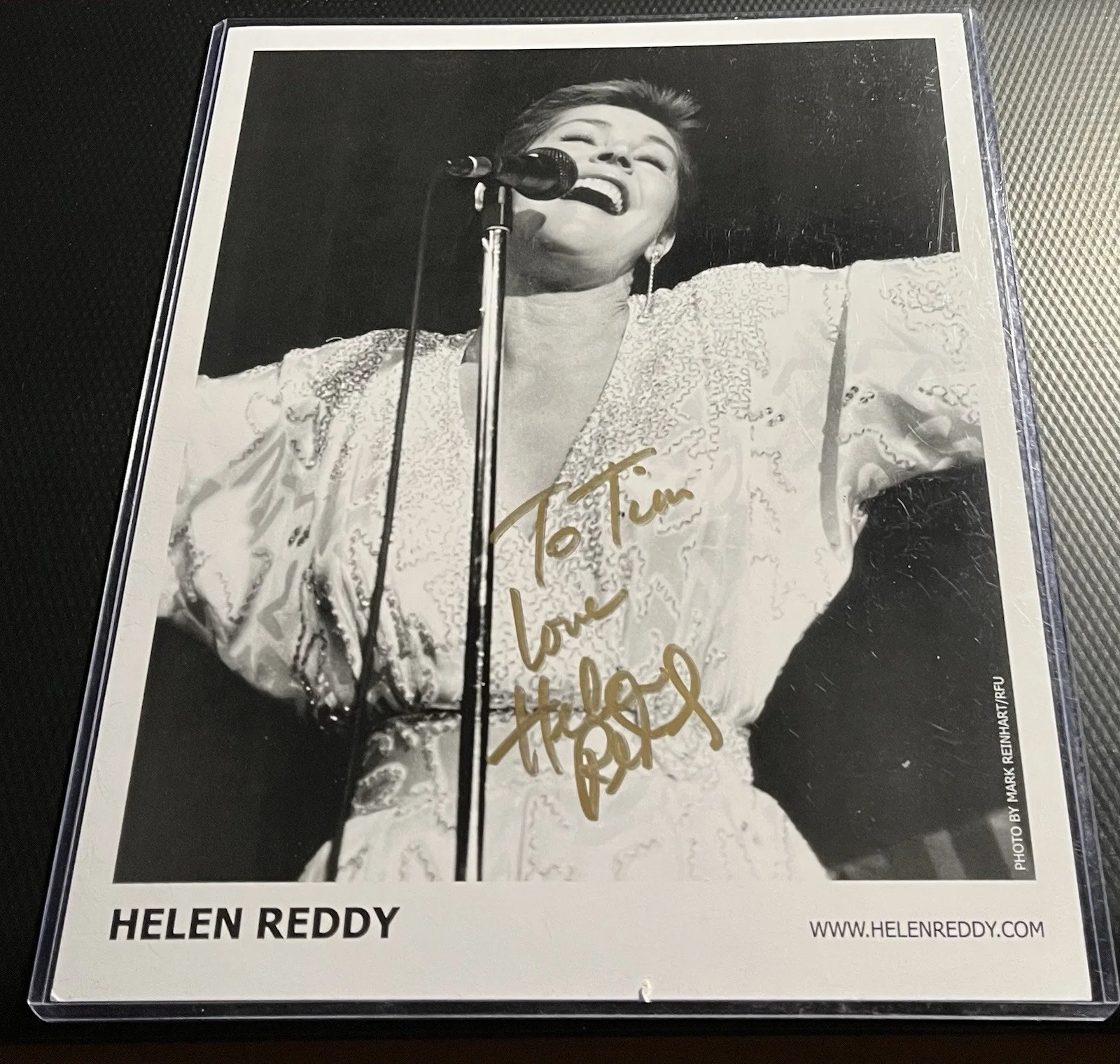 Helen Reddy Singer Signed 8x10 Black & White Photograph w/ COA Top Loader, изображение 2