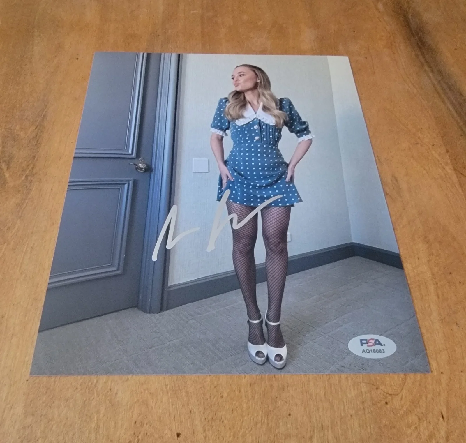 Madison Iseman — Madison Iseman signed 8x10 photo autograph PSA DNA photoshoot high heels