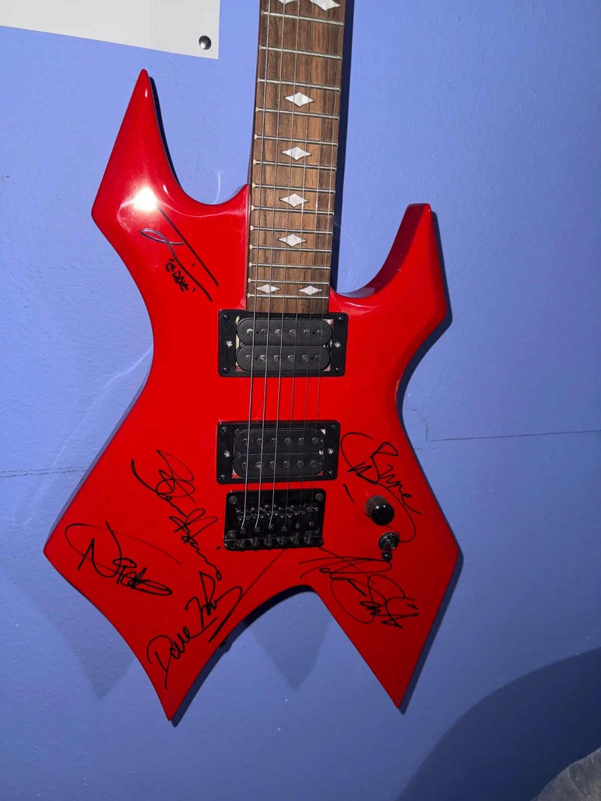Limited Edition Iron Maiden & Joseph Quinn signed BCRich BloodRed Warlock guitar, image 3