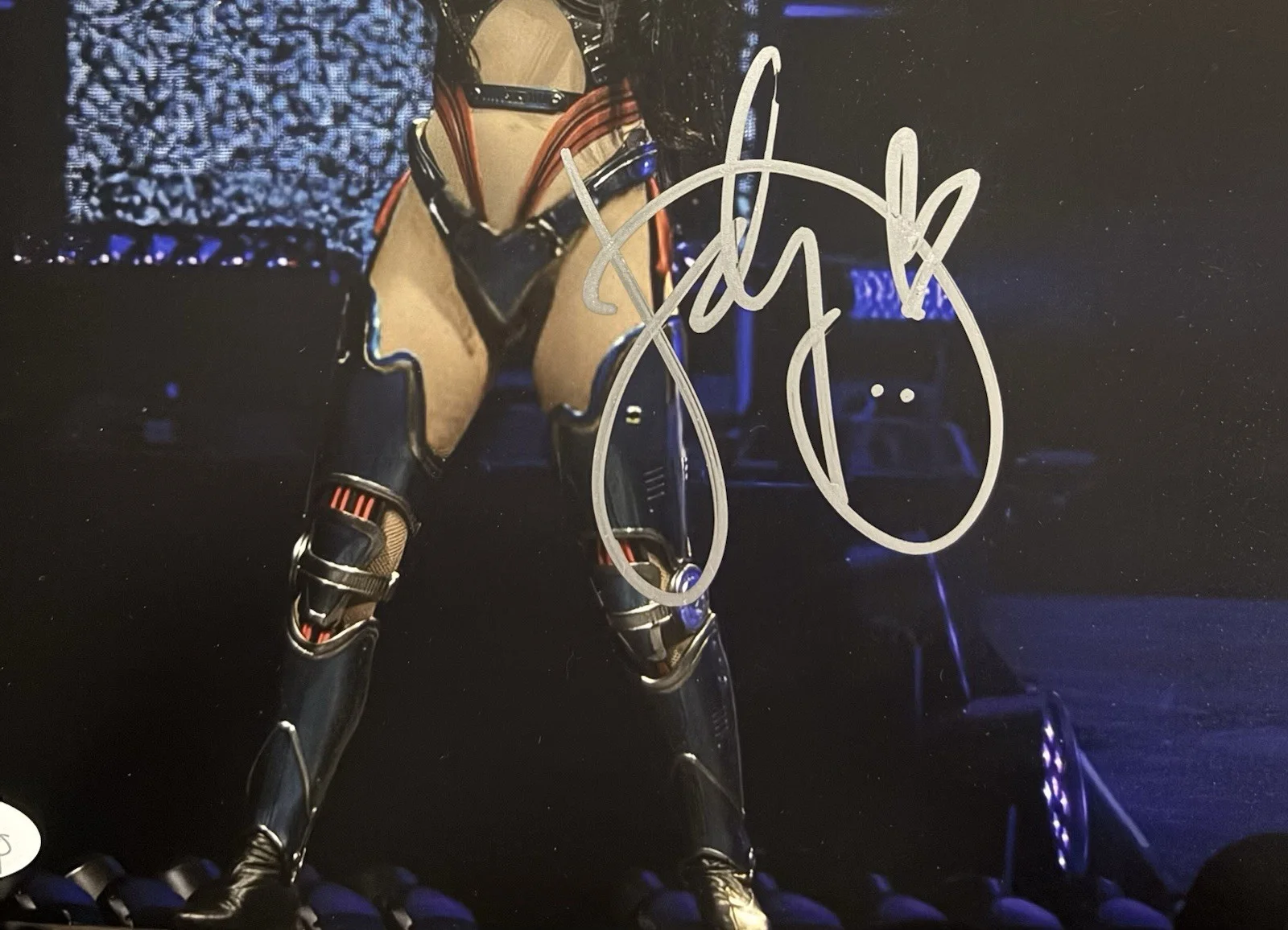 Katy PERRY SIGNED 8X10 PHOTO! American Singer !“ I Kissed A Girl” Sexy!! W/COA, изображение 2