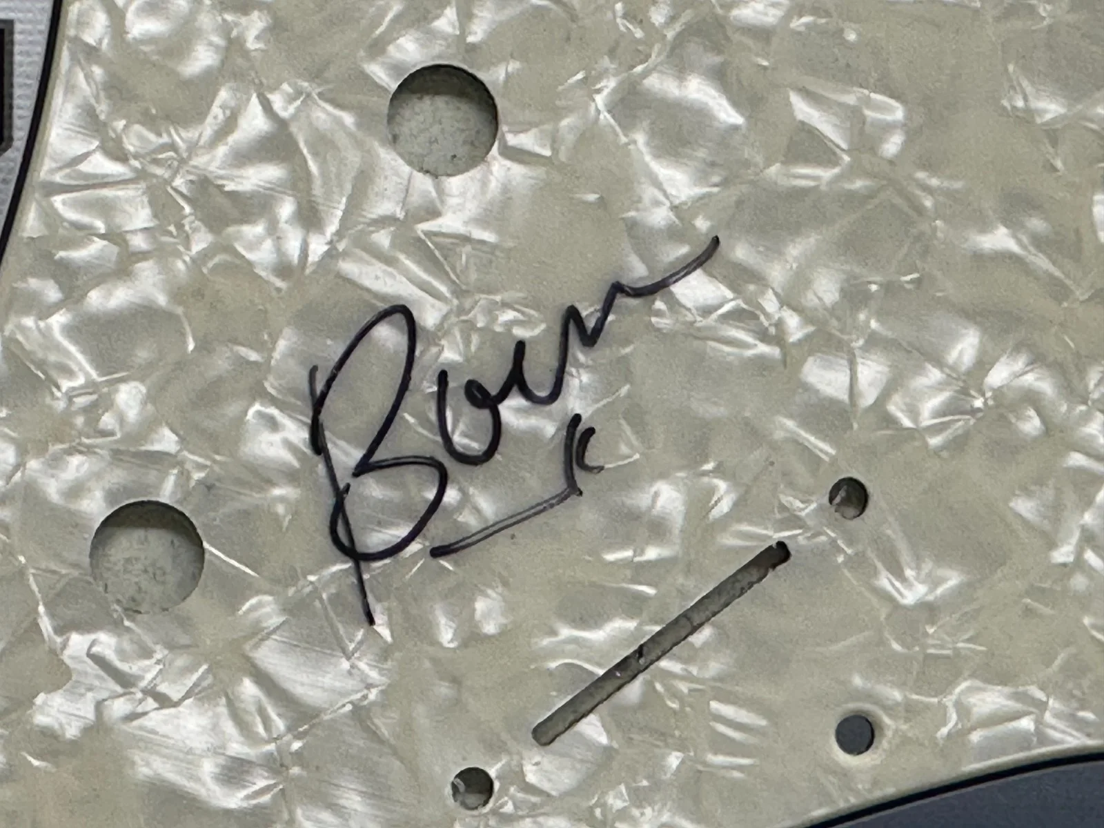 BOOM GASPAR PEARL JAM SIGNED AUTOGRAPHED STRAT GUITAR PICK GUARD-BAS BECKETT COA, изображение 2