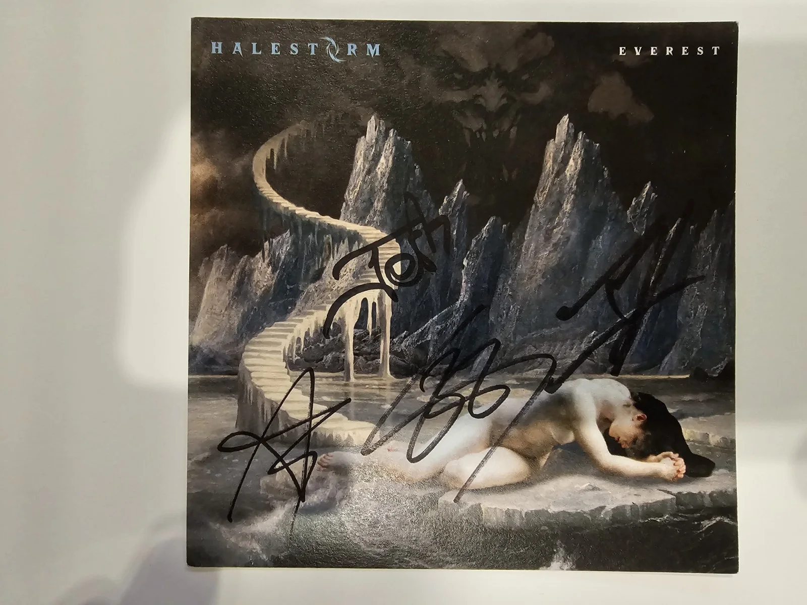 Halestorm Signed Autographed Everest Art Card + Sealed Dark Plum Vinyl, изображение 3