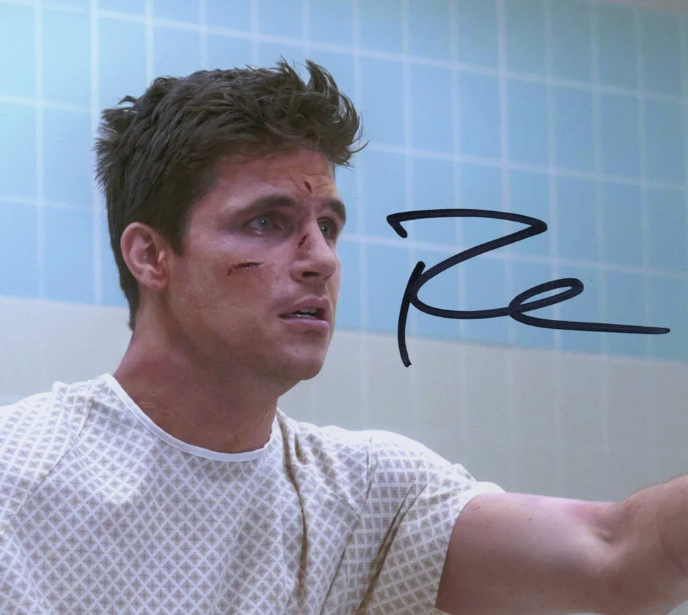 ROBBIE AMELL — Robbie Amell signed "UPLOAD" 8x10 Photo b Autographed PROOF Nathan Brown ACOA, image 4