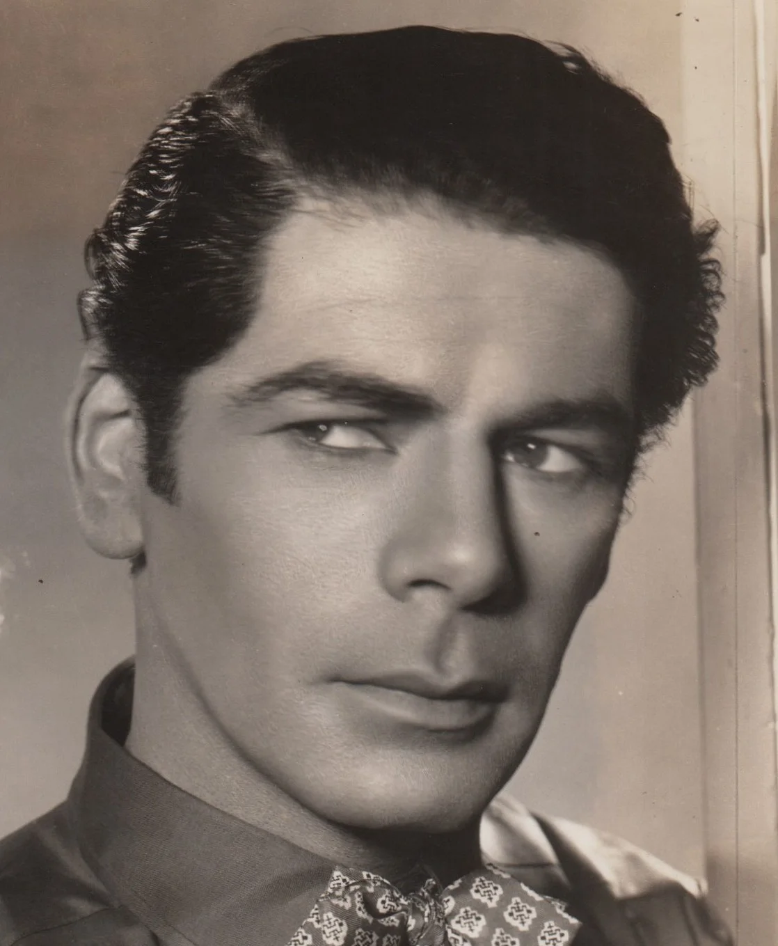 BETTE DAVIS + PAUL MUNI - ORIGINAL VINTAGE STILL FROM BORDERTOWN - 8" x 10" 1935, изображение 4