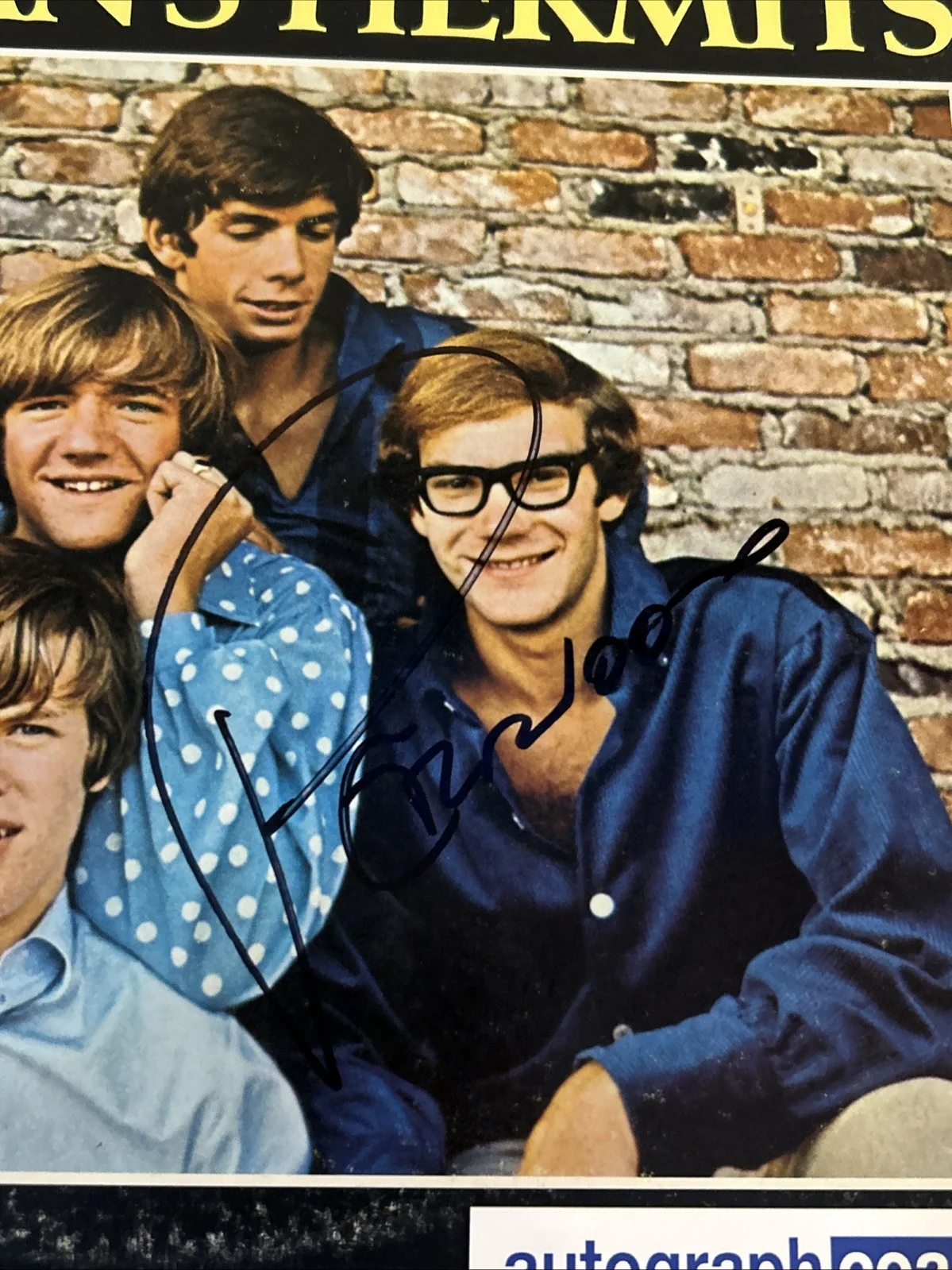 PETER NOONE HERMANS HERMITS SIGNED AUTOGRAPH VINYL ALBUM RECORD ACOA COA, image 3