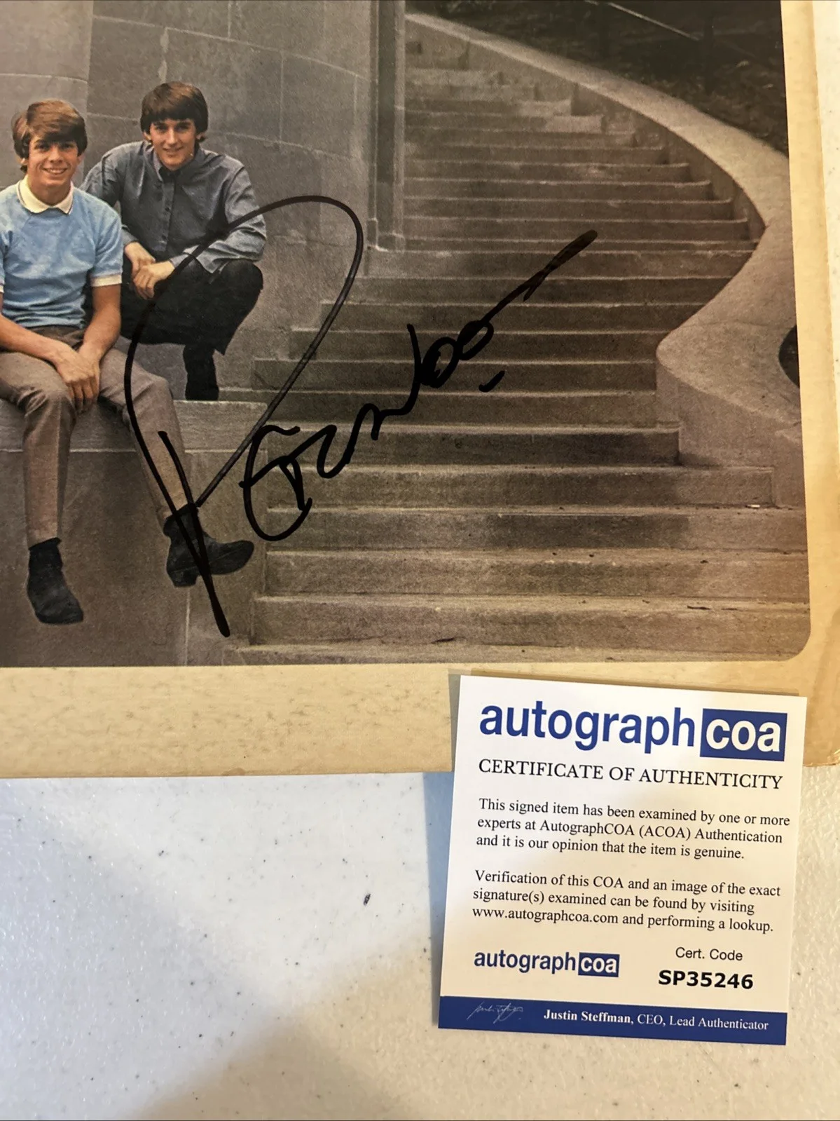 PETER NOONE SIGNED AUTOGRAPH VINYL ALBUM ACOA HERMANS HERMITS BEST OF RECORD, image 4