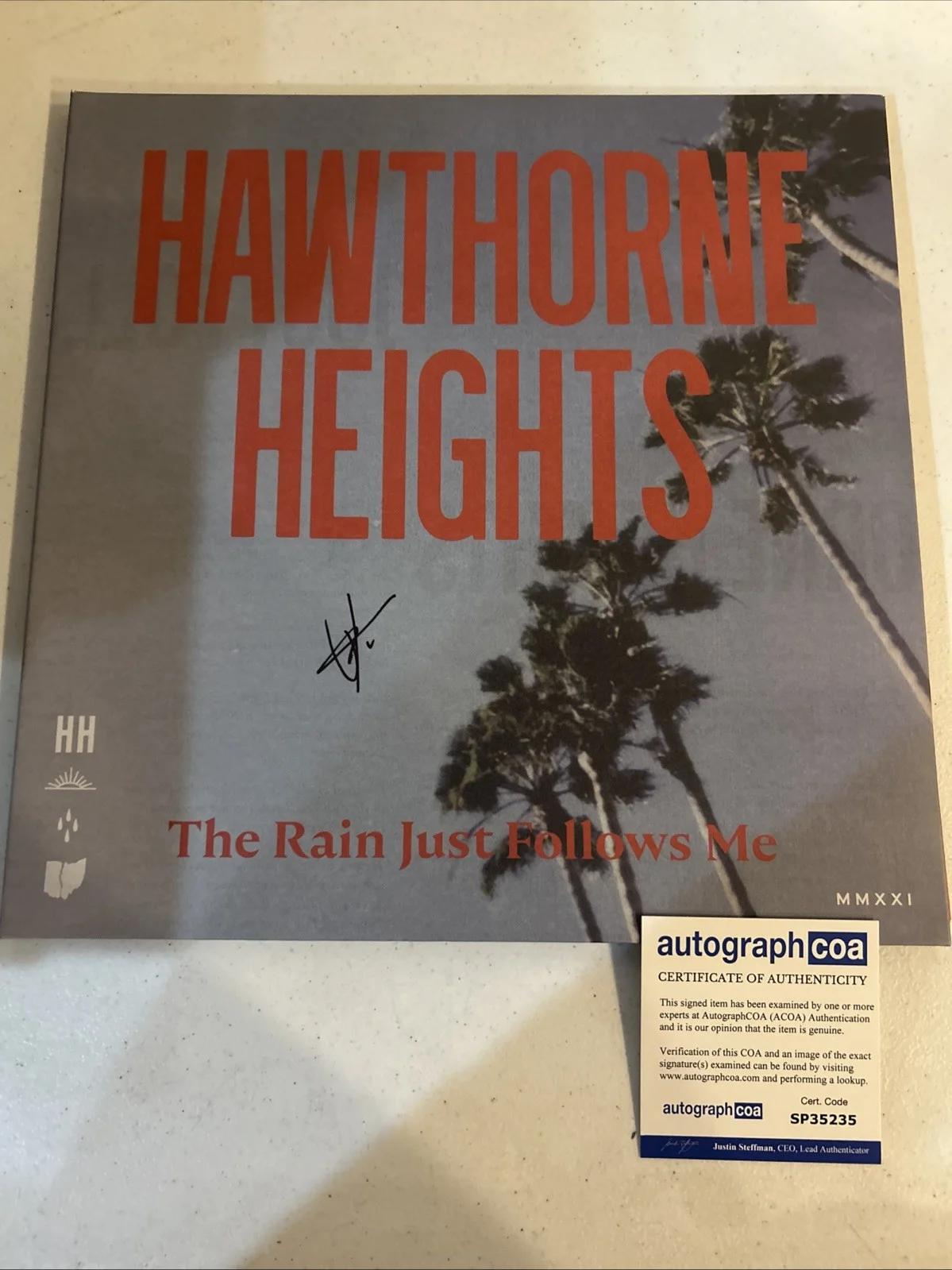 HAWTHORNE HEIGHTS SIGNED AUTOGRAPH VINYL ALBUM ACOA RAIN JUST FOLLOWS ME RECORD, изображение 3