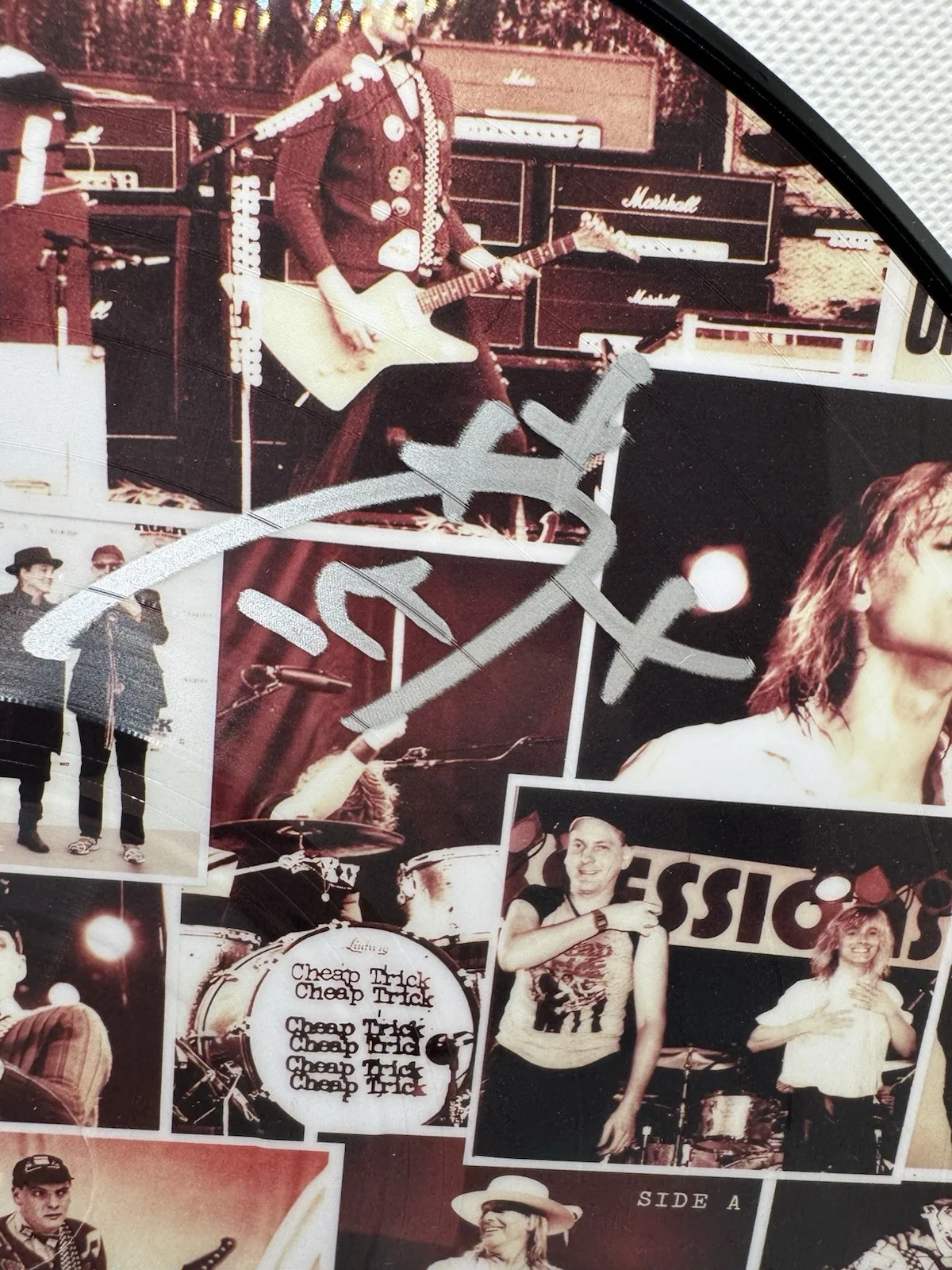 Cheap Trick Signed Vinyl We’re All Alright Picture Disc Autograph PSA/DNA COA, изображение 5