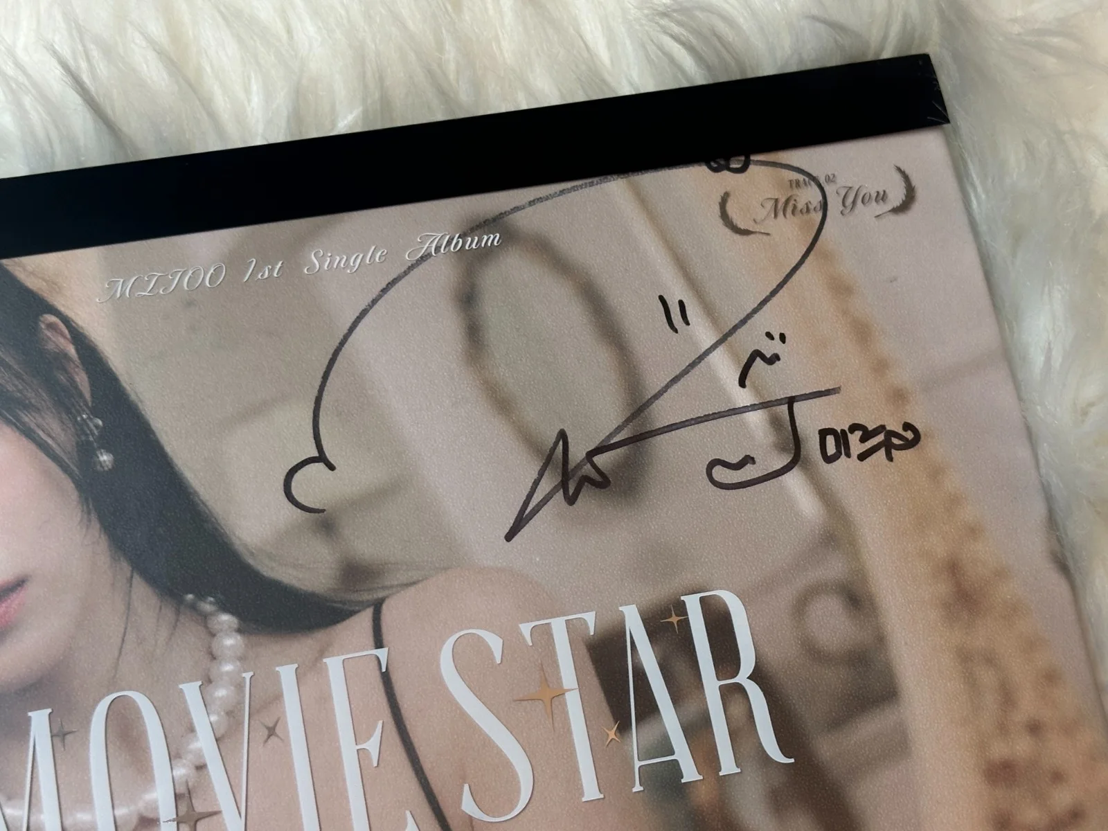 MIJOO - Autograph(Signed) PROMO ALBUM, image 2
