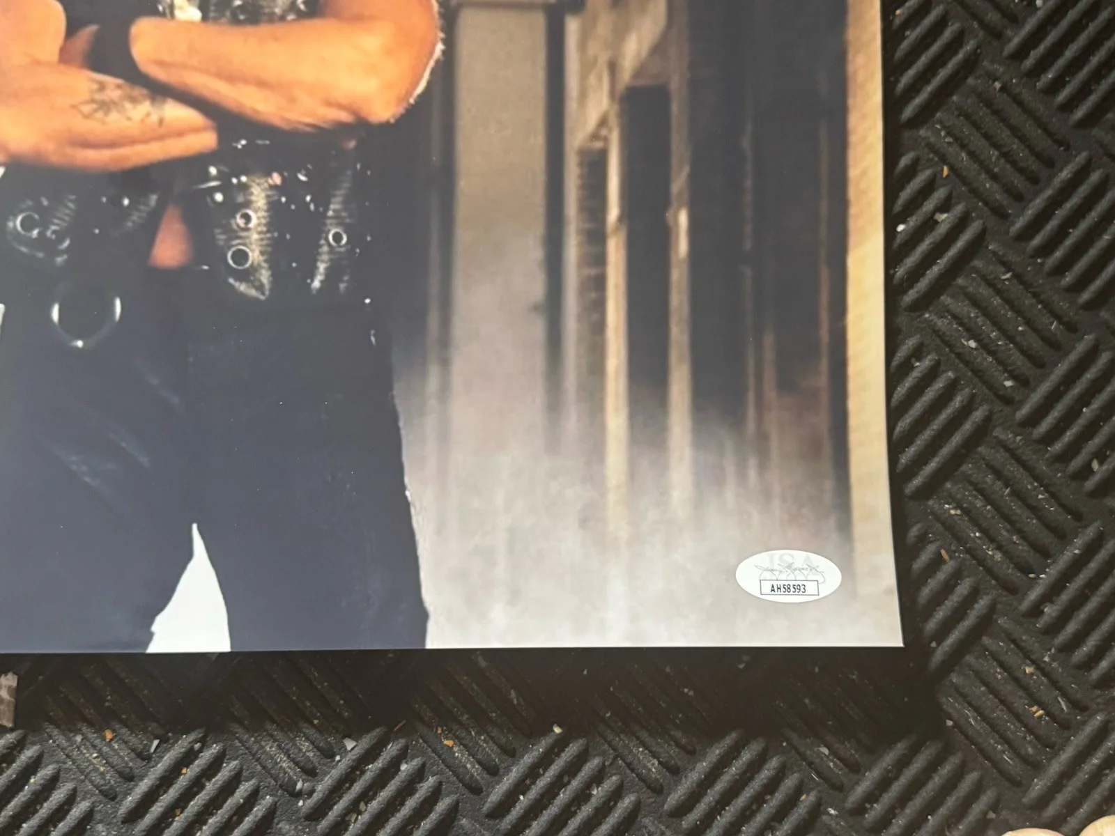 DUANE “The Dog” CHAPMAN SIGNED 11 X 14 w/JSA, image 2