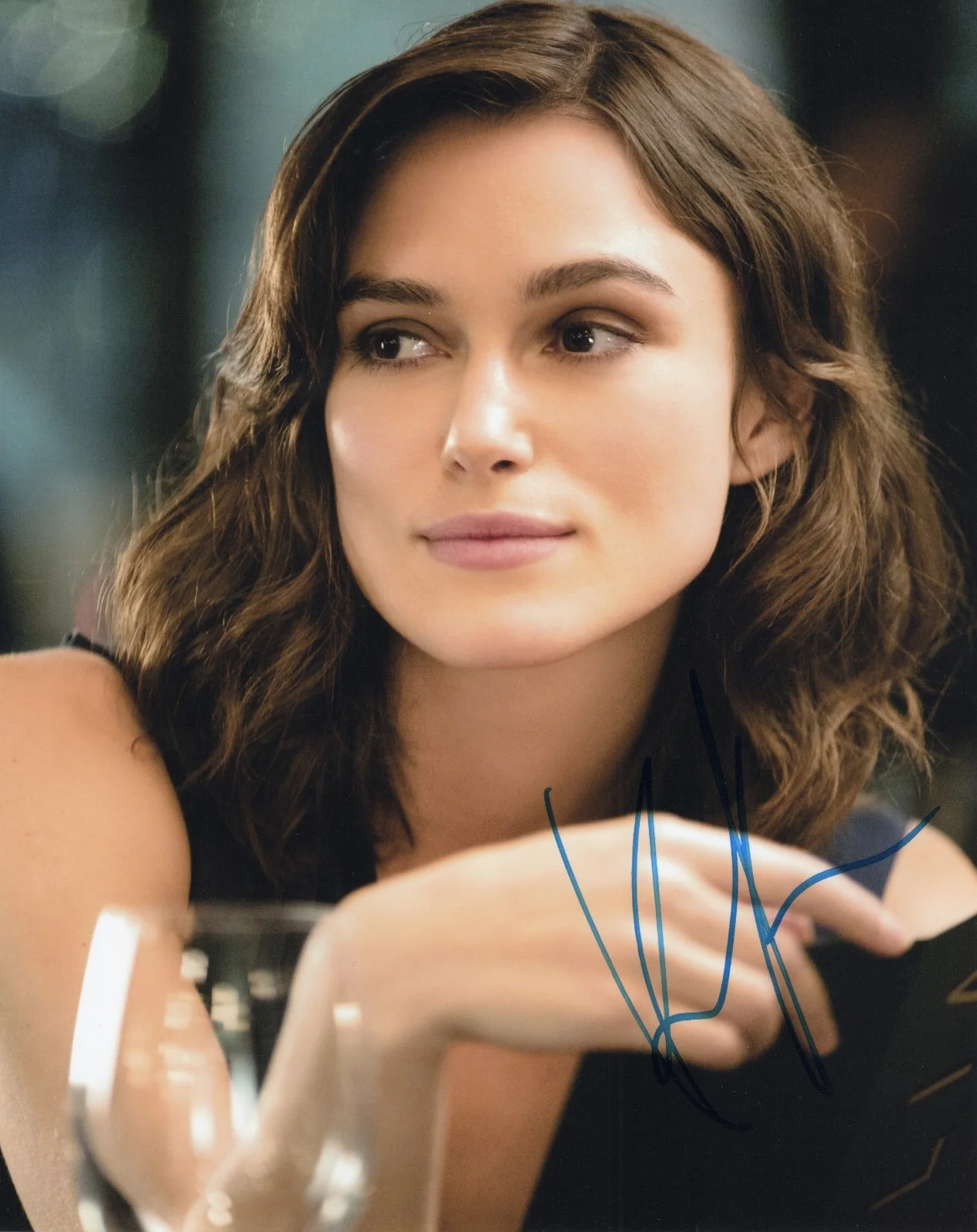 Keira Knightley — Keira Knightley Autographed 6/17 w/ COA *** 2 for 1 Special ***