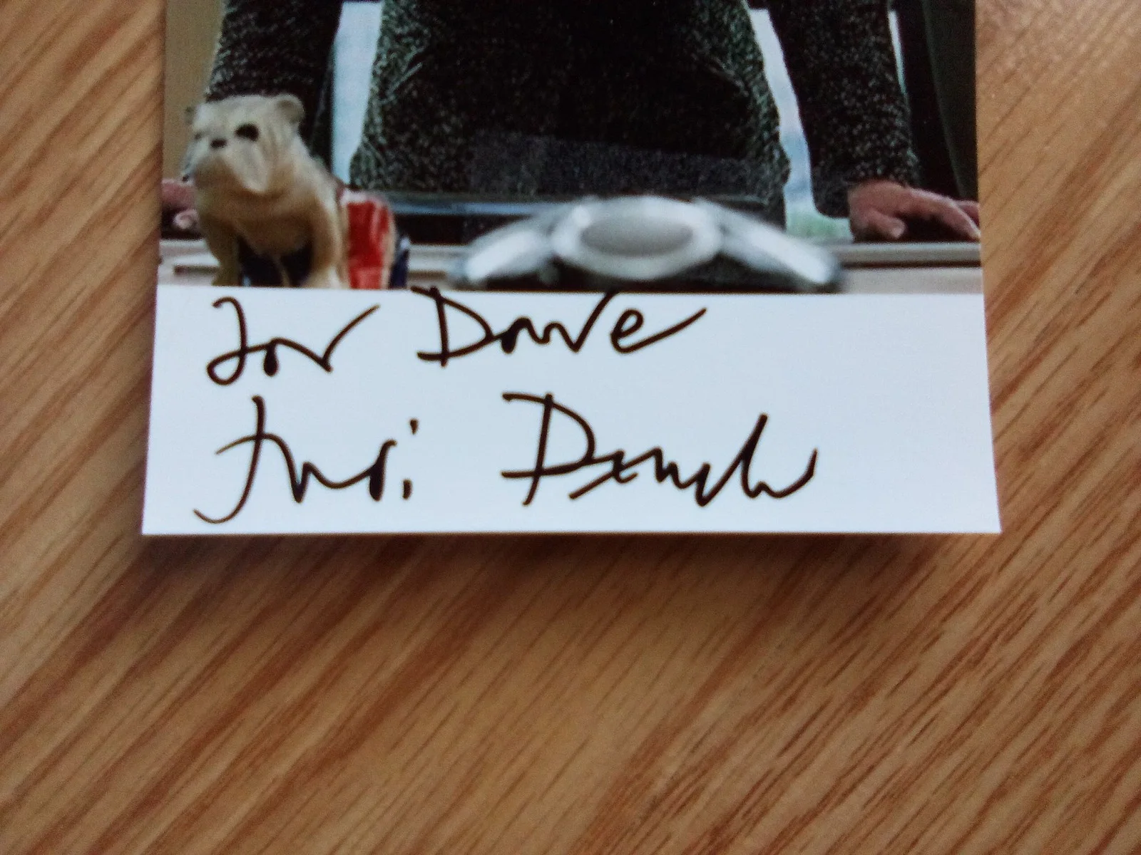 JUDI DENCH — JUDI DENCH Hand Signed Autograph 4X6 Photo 007 JAMES BOND Iris Mrs. Brown, image 2