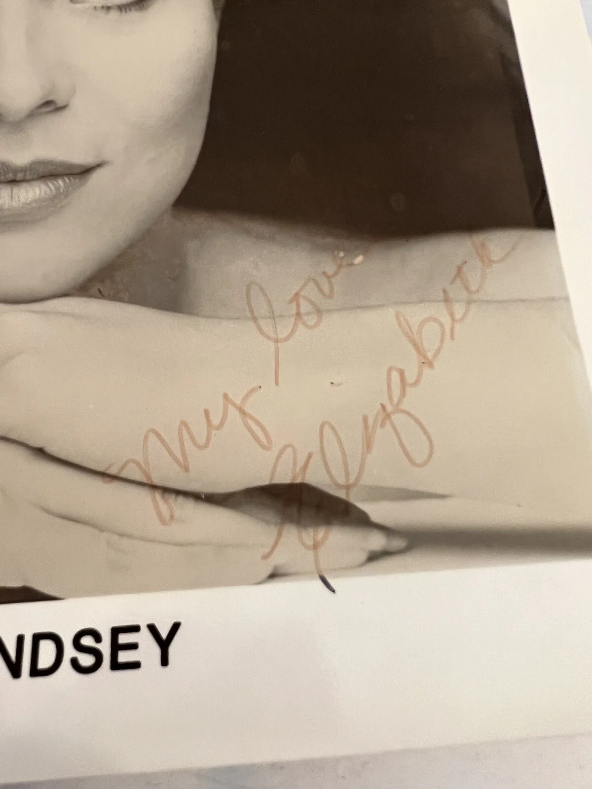 Elizabeth Lindsey Miss Hawaii 1978 Autographed Photographs w/Inscriptions 8x10, изображение 5