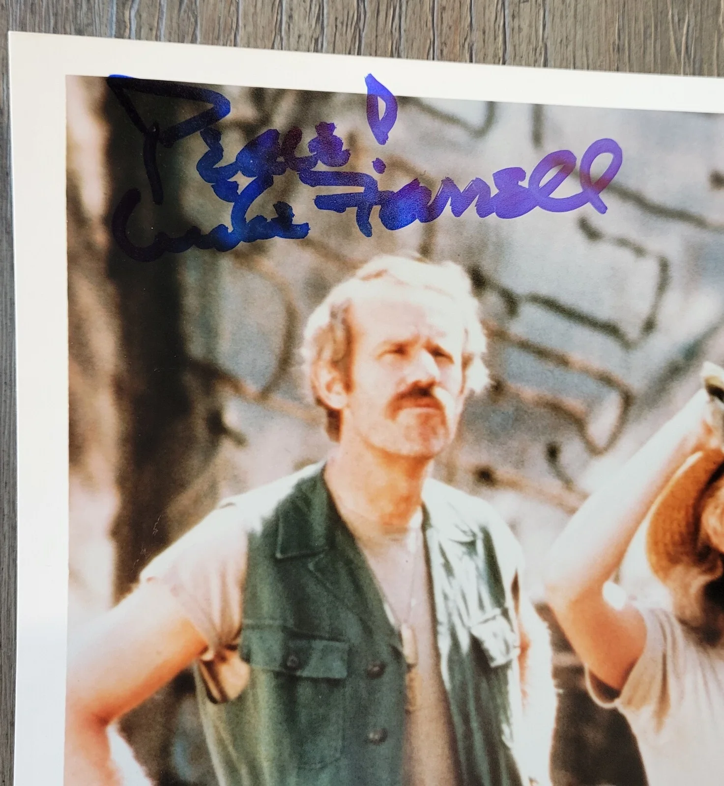 Mike Farrell — MASH BJ Hunnicutt Autographed Photo MIKE FARRELL Signed 8x10 Photo, изображение 2