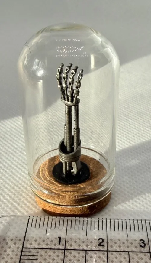 3d Printed Terminator 2 Arm 4k resin hand painted glass display - small, image 4