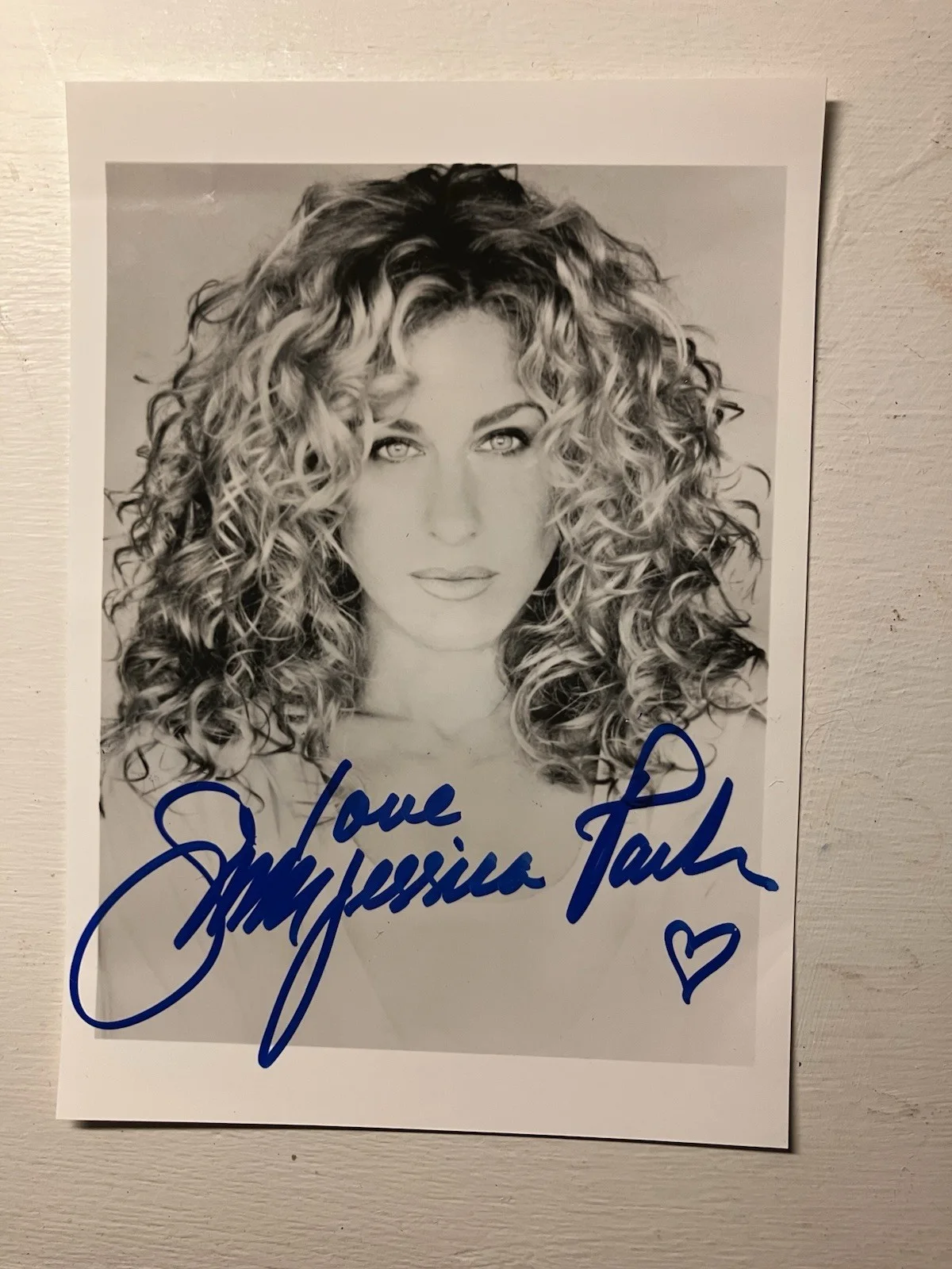 Sarah Jessica Parker — Sarah Jessica Parker Signed Photo