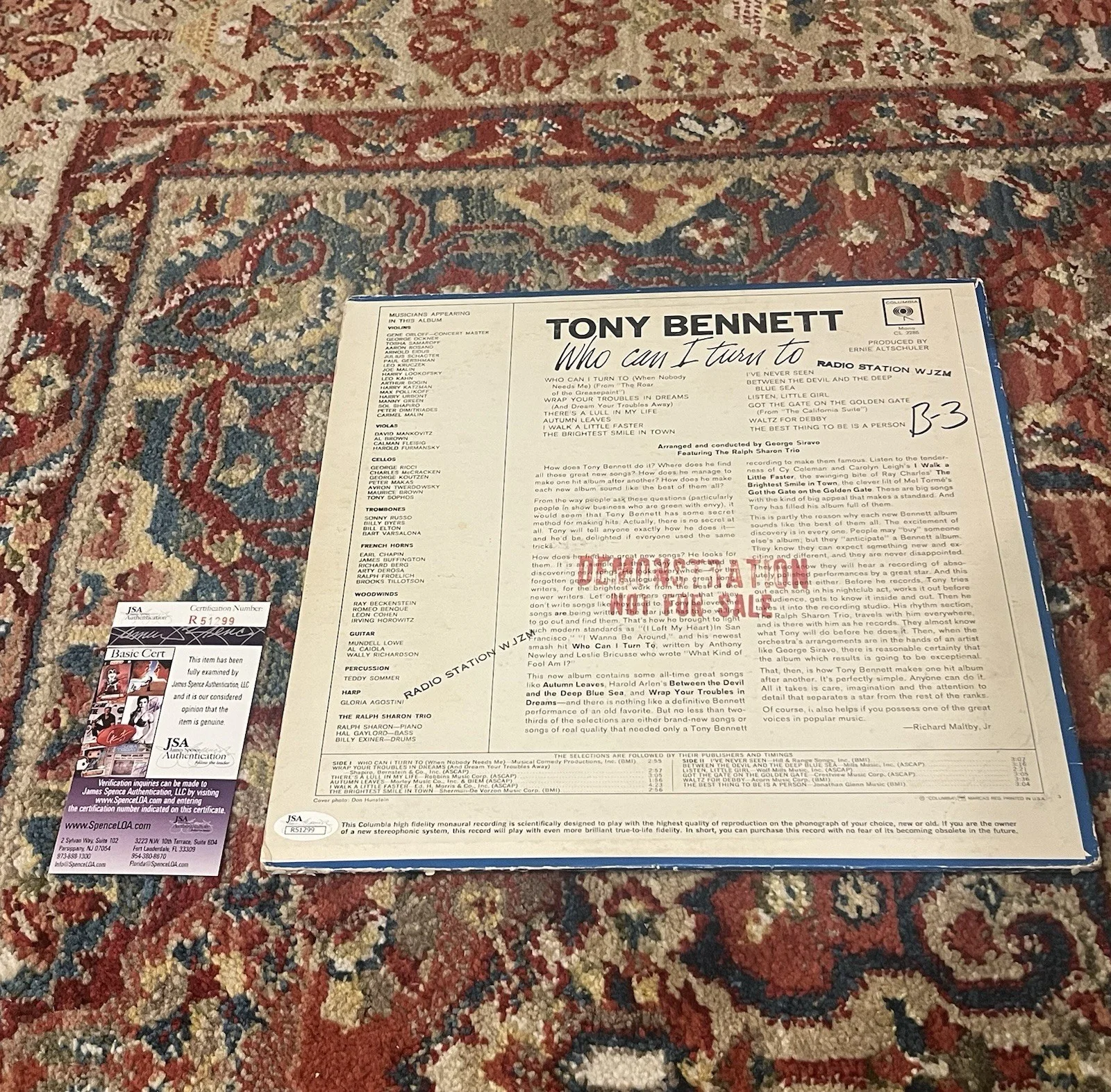 Tony Bennett Signed Autograph Who Can I Turn To Vinyl Record LP JSA COA, image 4