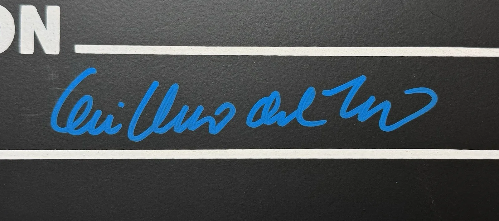 Guillermo Del Toro — Guillermo Del Toro Autograph Signed Director’s Clapboard with Beckett COA, image 3