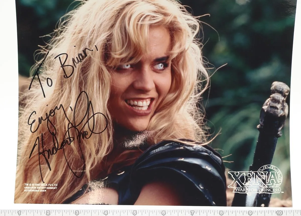 Hudson Leick — Callisto Xena Warrior Princess Hudson Leick AUTOGRAPHED 8x10 Photograph, image 3