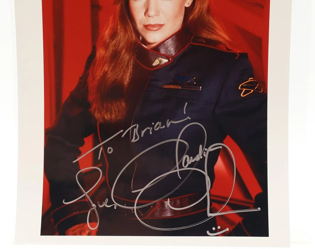 Claudia Christian — Susan Ivanova Babylon 5 Claudia Christian AUTOGRAPHED 8x10 Photo, image 3