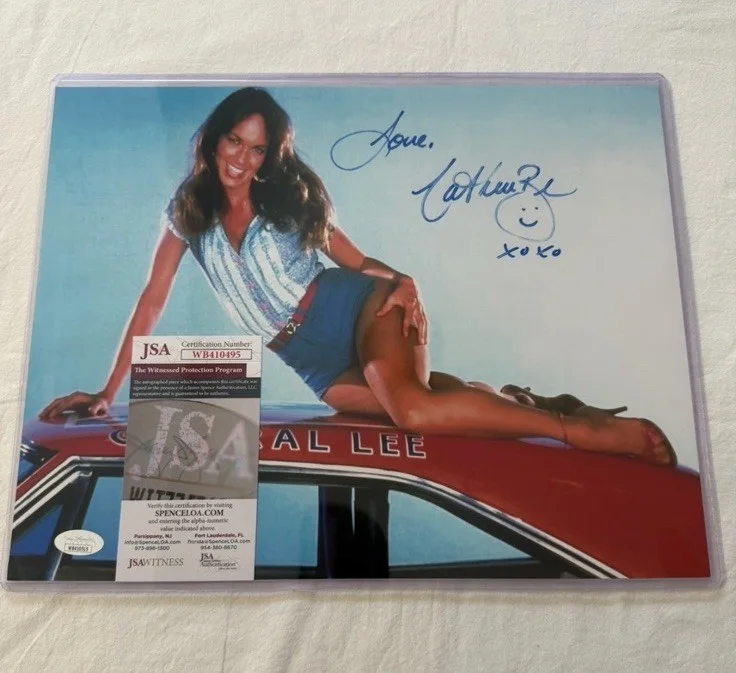 Catherine Bach — Catherine Bach 'DUKES OF HAZZARD' Signed Autographed 11x14 Photo JSA COA, изображение 3