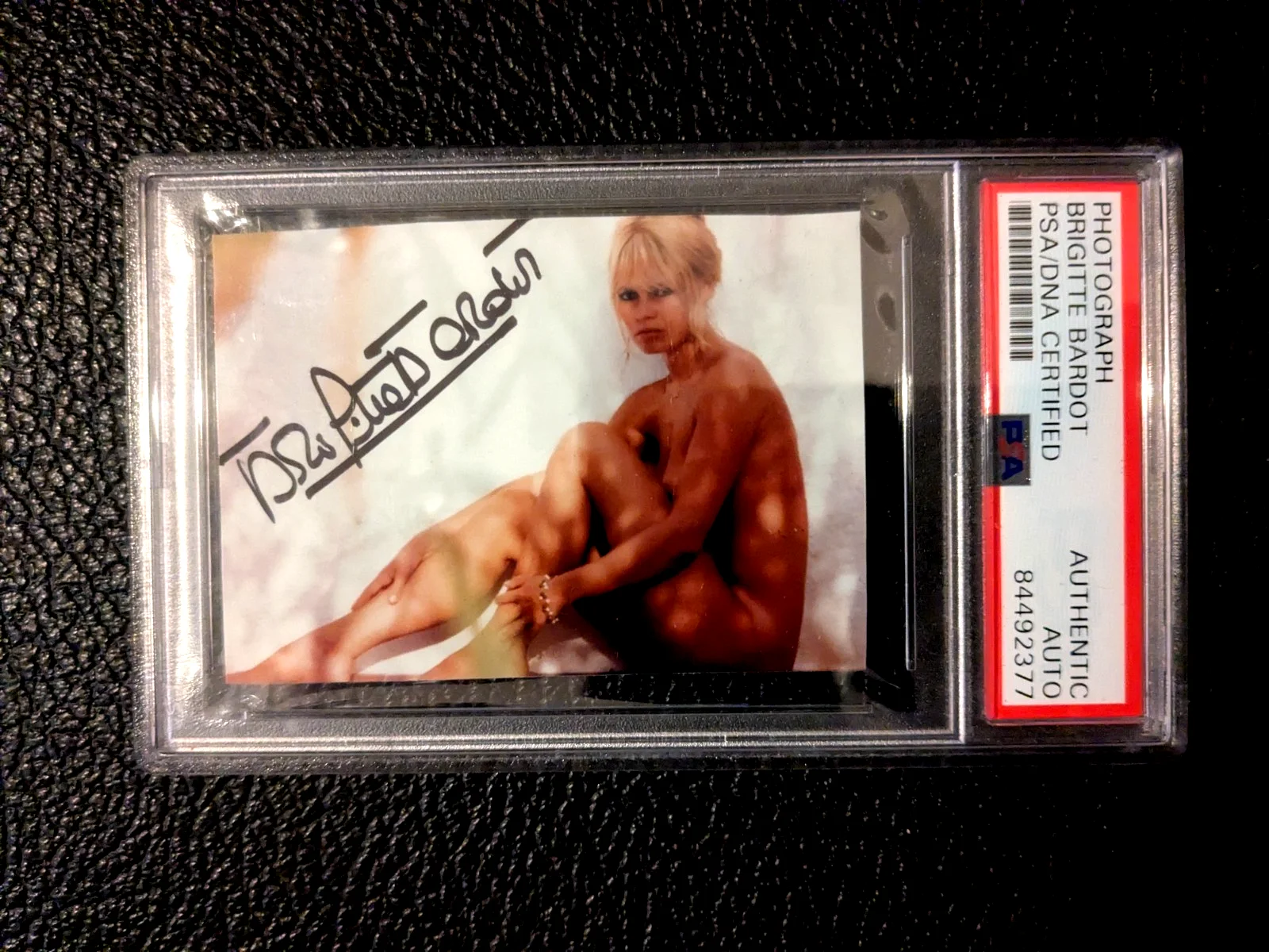 Brigitte Bardot — Brigitte Bardot Autographed Photo PSA Certified, image 3