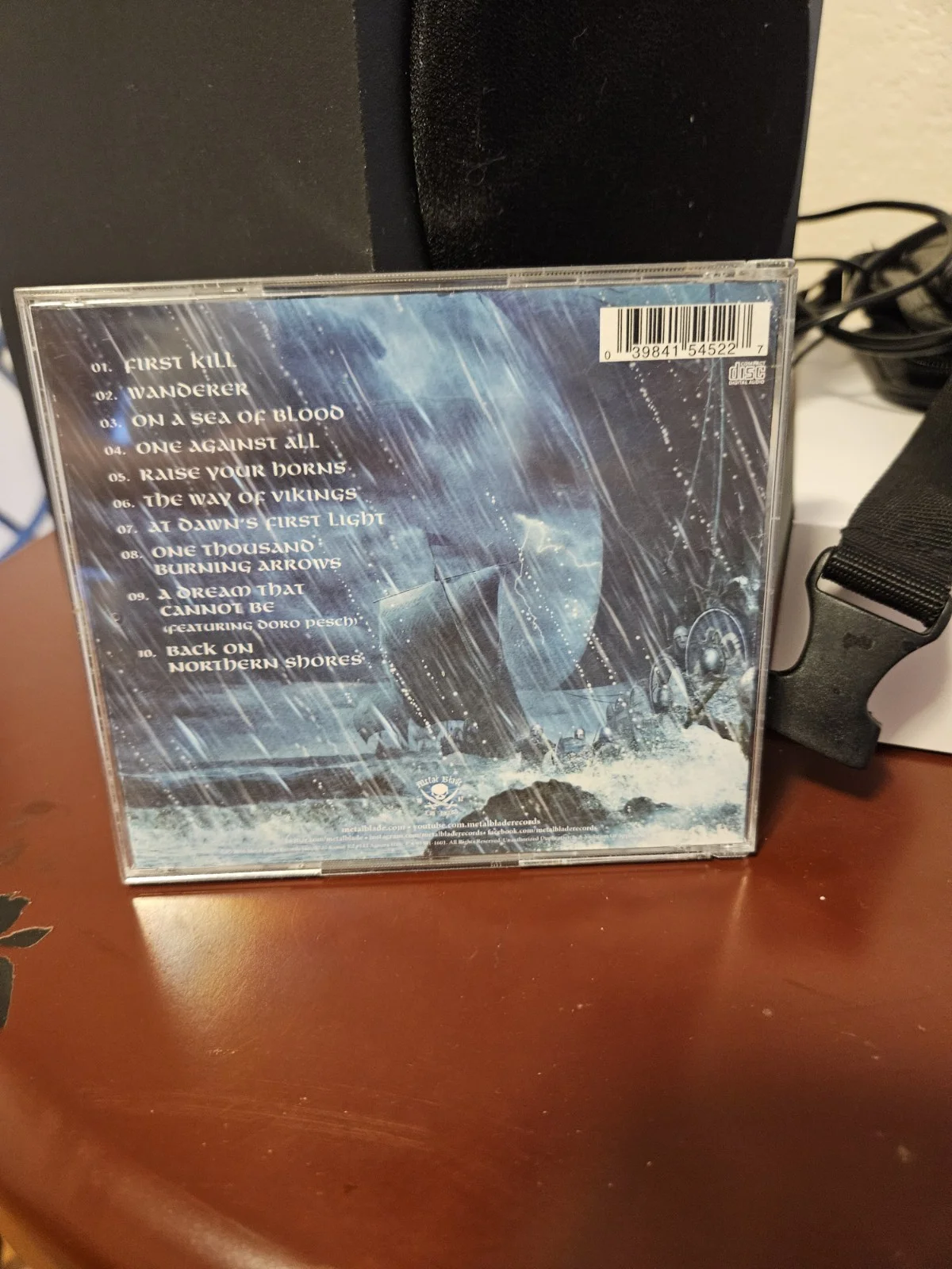 Autograph Amon Amarth Jomsviking Autograph Signed CD, image 3