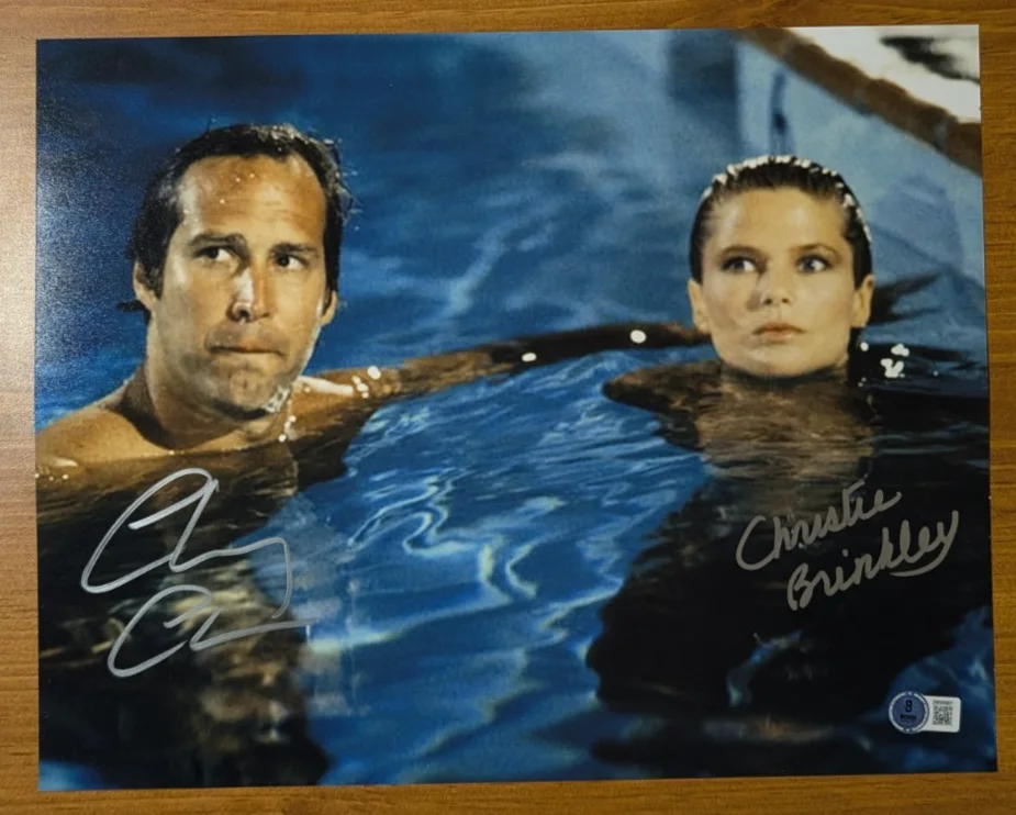 Chevy Chase Christie Brinkley — Chevy Chase & Christie Brinkley SIGNED 11x14 photo "VACATION" Beckett Witnessed, изображение 2