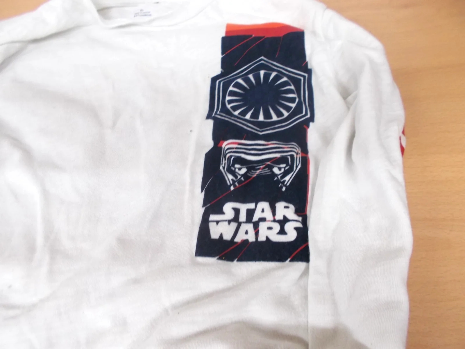 A Long Sleeved STAR ARS Youths Shirt By GAP -Measurements in description, image 2