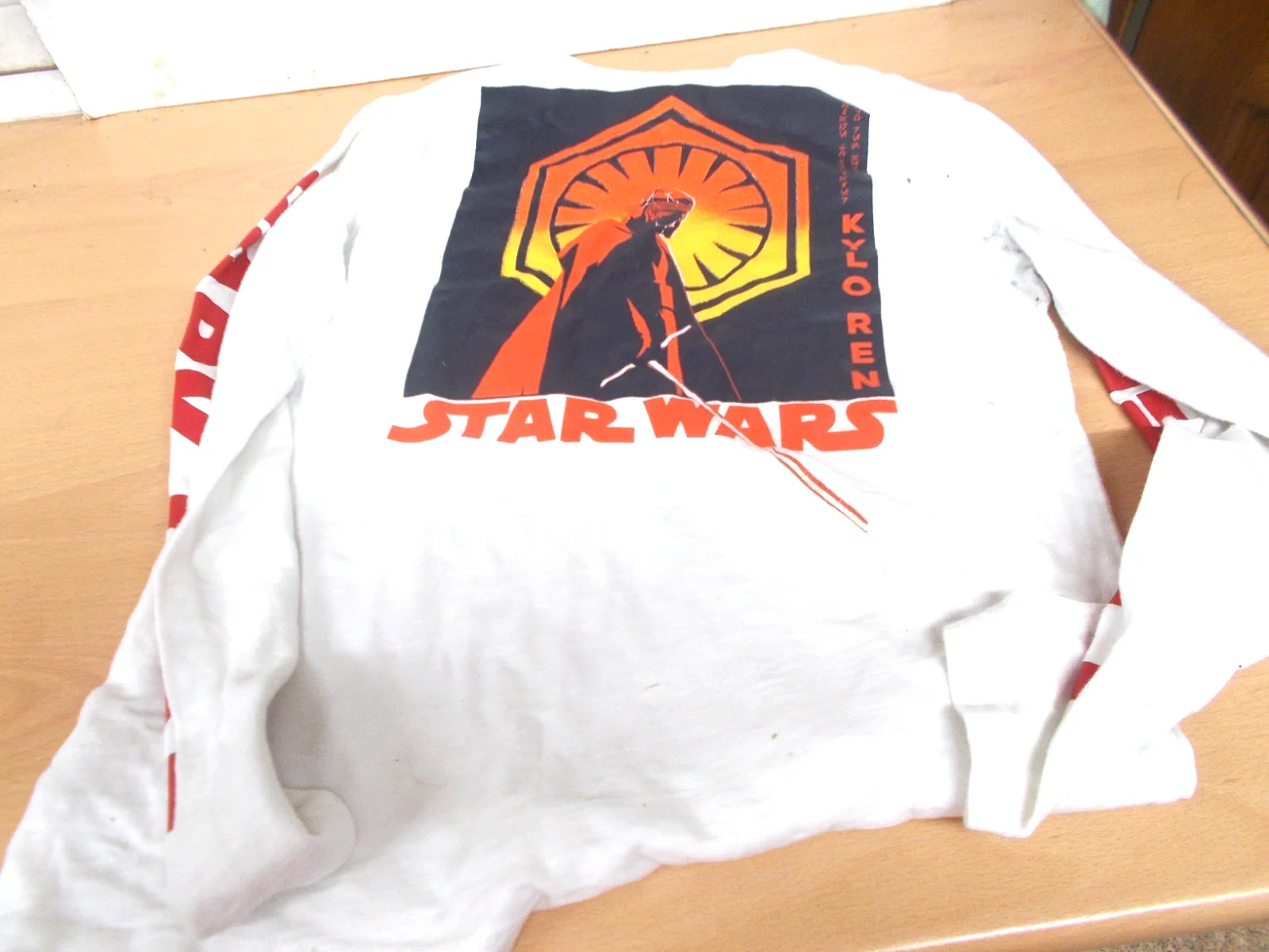 A Long Sleeved STAR ARS Youths Shirt By GAP -Measurements in description, image 5