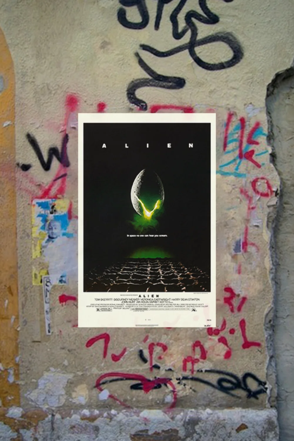 Alien Sigourney Weaver Premium Gloss Poster | Sci-Fi Film Merch | Alien Movie Fa, изображение 4