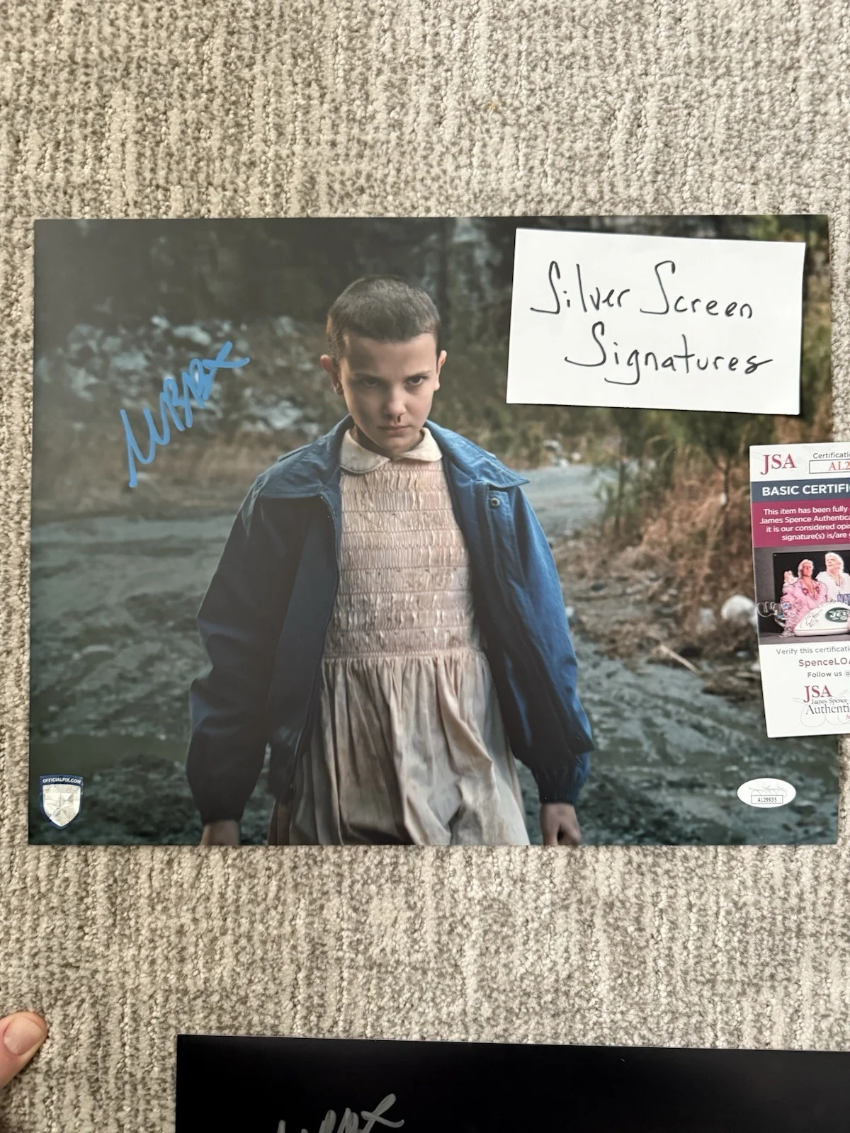 MILLIE BOBBY BROWN autograph ACOA signed 8x10 photography — MILLIE BOBBY BROWN autograph JSA COA signed 11x14 photography Stranger Things, изображение 2