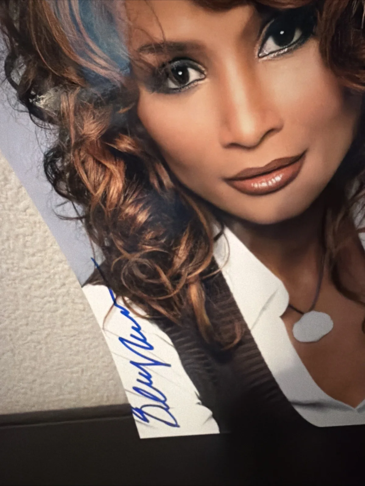 Beverly Johnson Signed 8x10 Photo Autograph Model, image 2