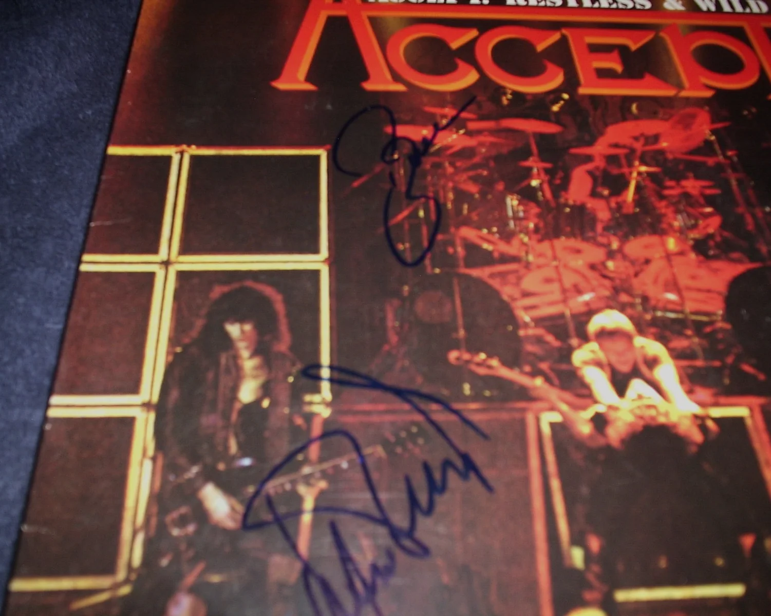 ACCEPT SIGNED RECORD TITLED RESTLESS & WILD RARE ALL 4 UDO METAL GODZ PROOF L@@K, image 3