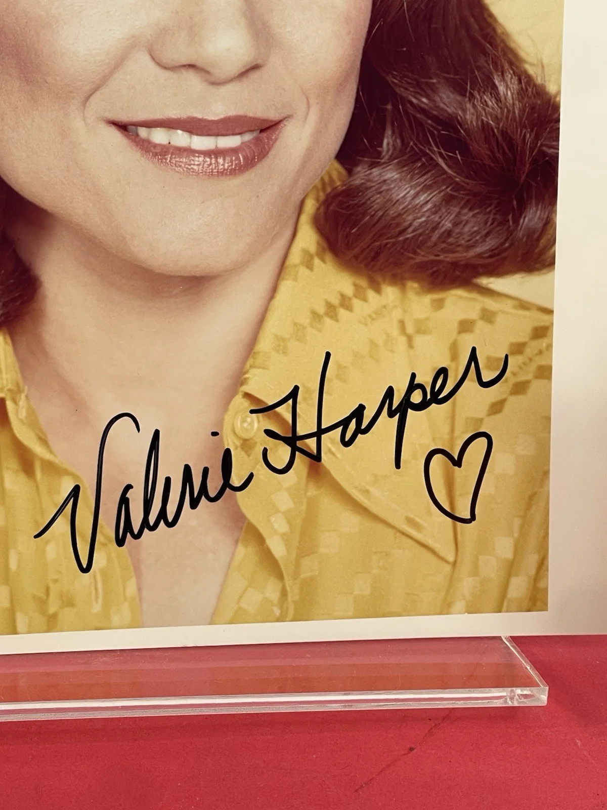 Valerie Harper ( RIP 2019) Hand Signed 8x10 JSA Certified (#3), image 2