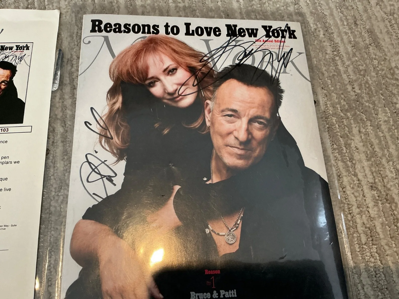 Bruce Springsteen — Bruce Springsteen Patti Scialfa Signed Autograph New York Magazine JSA LOA, image 2
