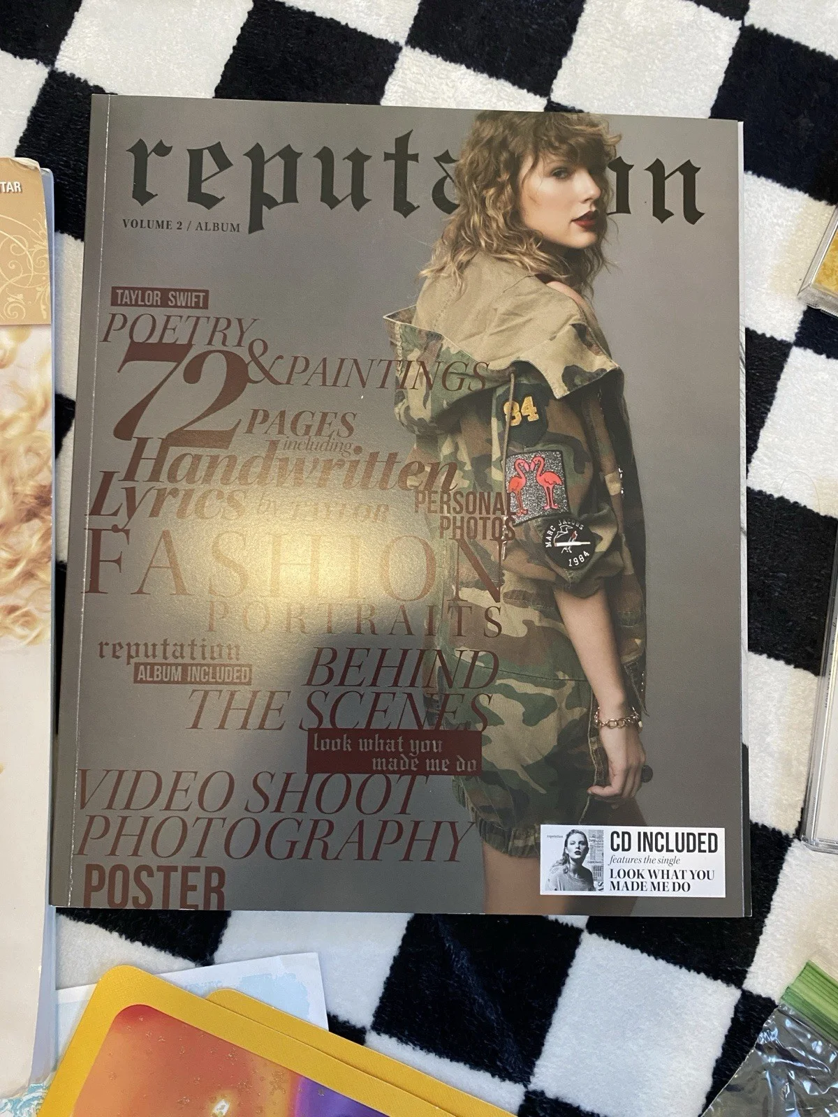 Taylor Swift Lot Of CD's Books And Merch, image 2