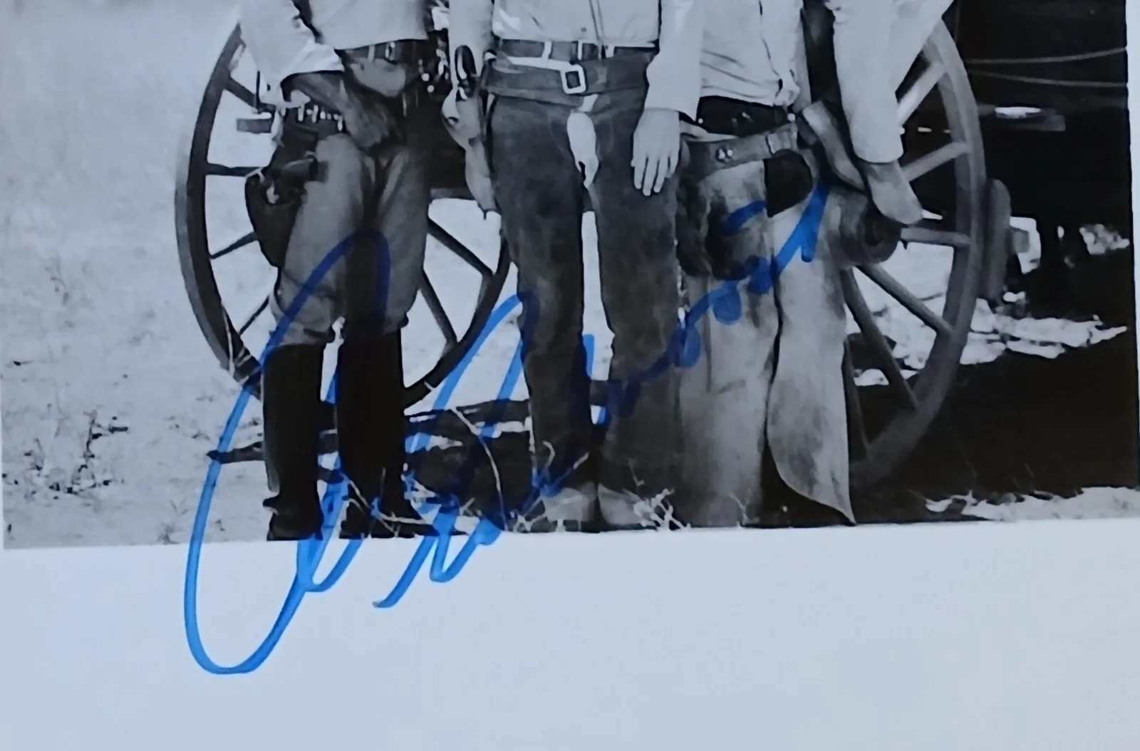 Clint Eastwood — Clint Eastwood, Rawhide, Signed Autographed 6x5 Photo, изображение 4