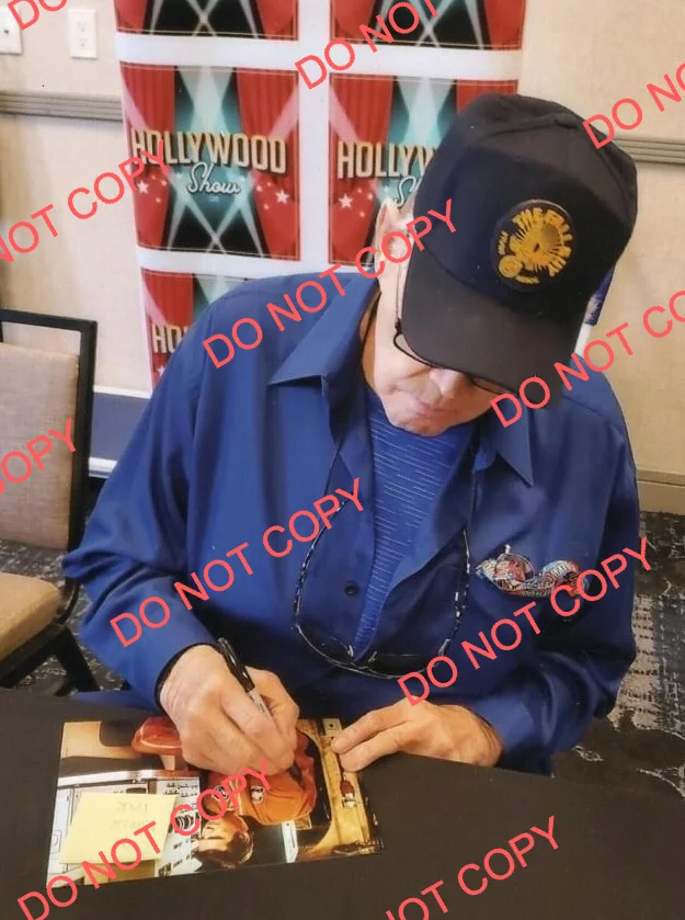 Lee Majors — LEE MAJORS signed SIX MILLION DOLLAR 8x10 photo auto AUTOGRAPH IP EXACT PROOF, image 2