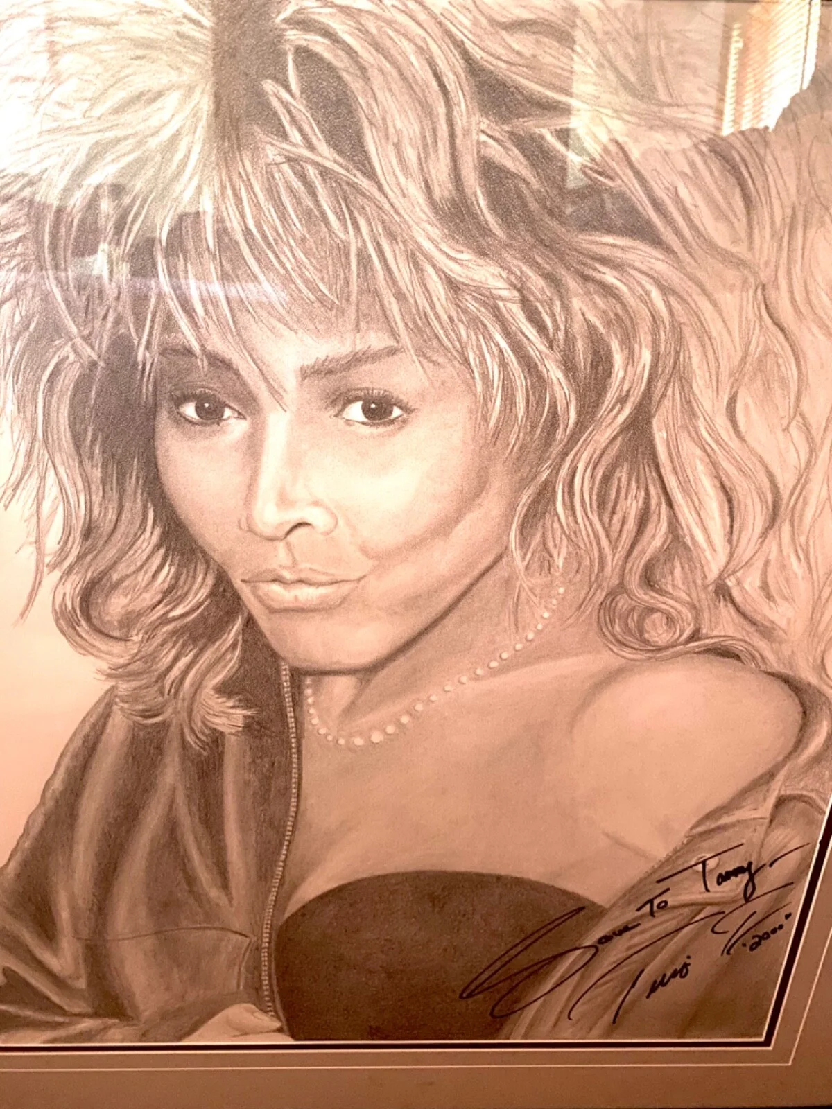 🔥TINA TURNER AUTOGRAPHED PENCIL AND GRAPHITE SKETCH HUGE AND ONLY ONE., image 2