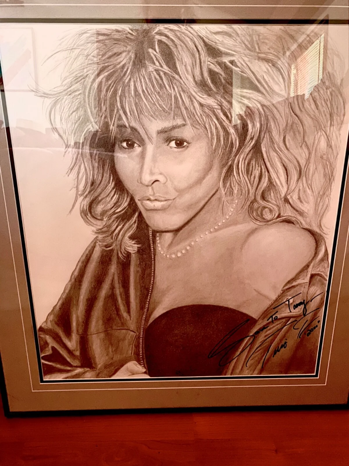 🔥TINA TURNER AUTOGRAPHED PENCIL AND GRAPHITE SKETCH HUGE AND ONLY ONE., image 4
